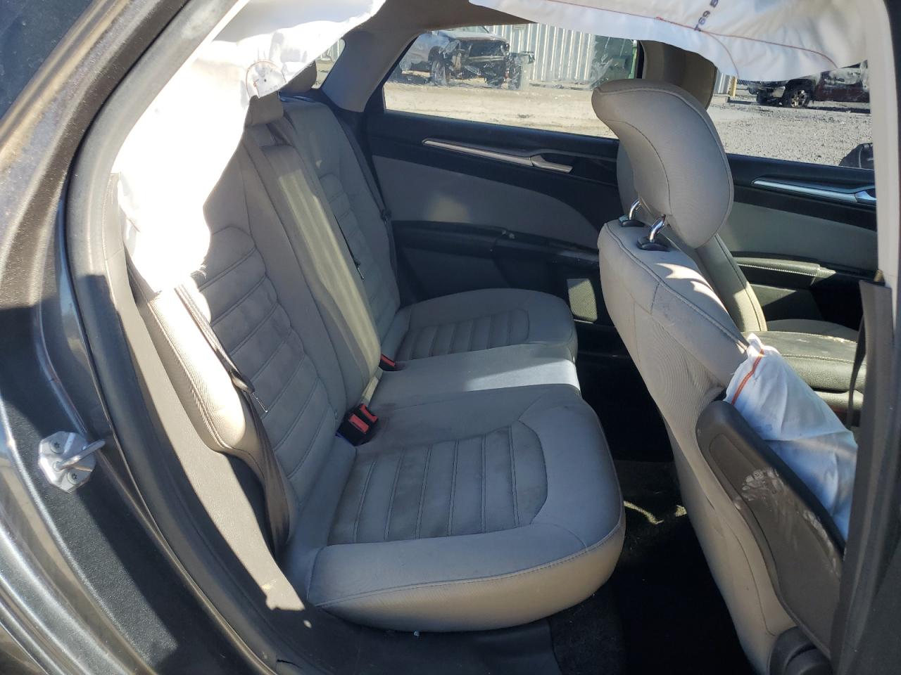 2015 Ford Fusion S VIN: 1FA6P0G70F5103039 Lot: 91649665