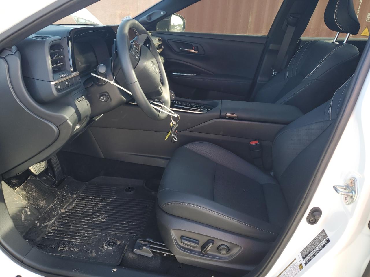 2025 Toyota Crown Platinum VIN: JTDAFAAF5S3012593 Lot: 92500435