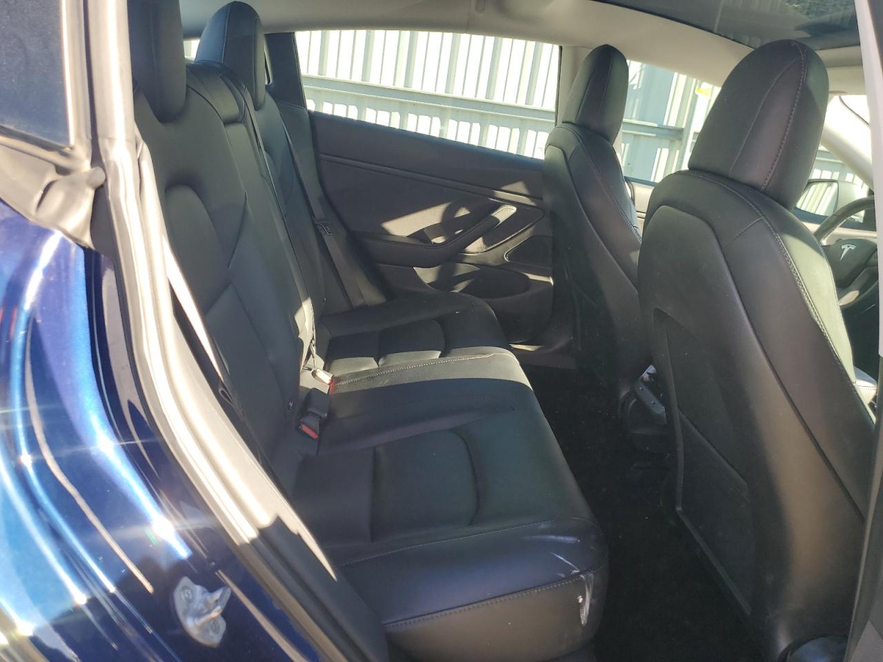 2018 Tesla Model 3 VIN: 5YJ3E1EA7JF154164 Lot: 92327595