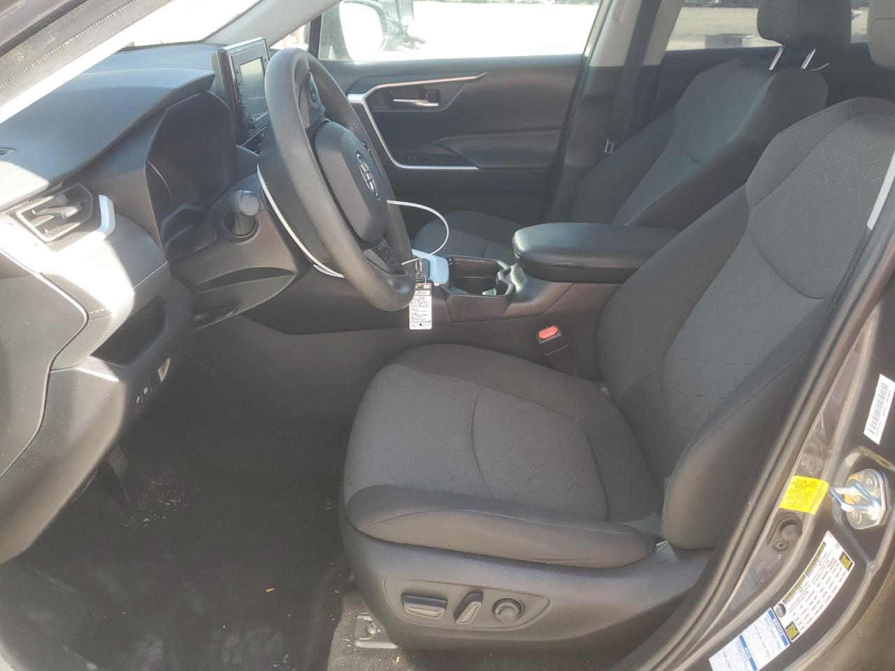 2021 Toyota Rav4 Xle VIN: 2T3P1RFV1MW142720 Lot: 92933455