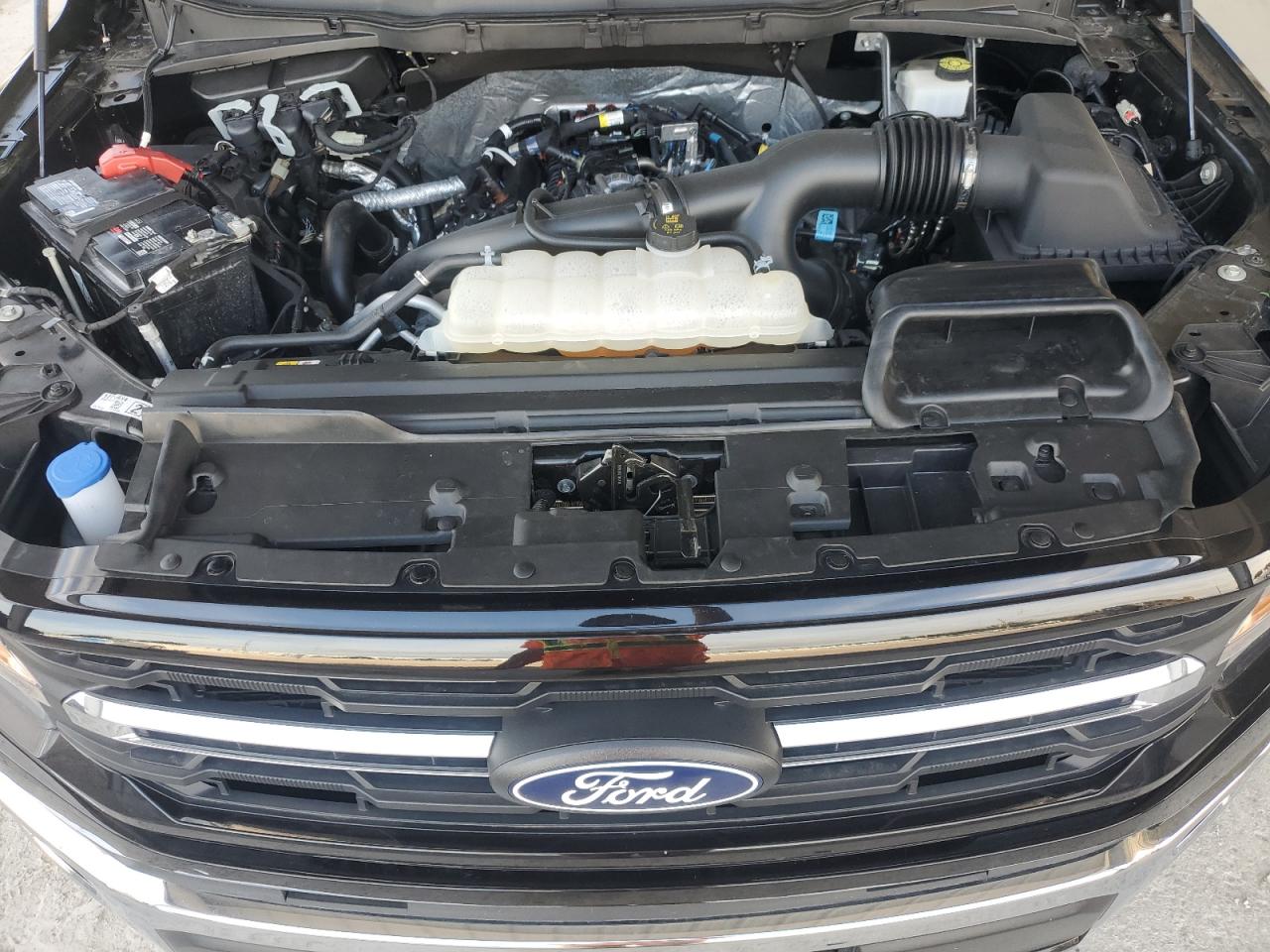 2023 Ford F150 Super Cab VIN: 1FTEX1CP4PKD57678 Lot: 92672605