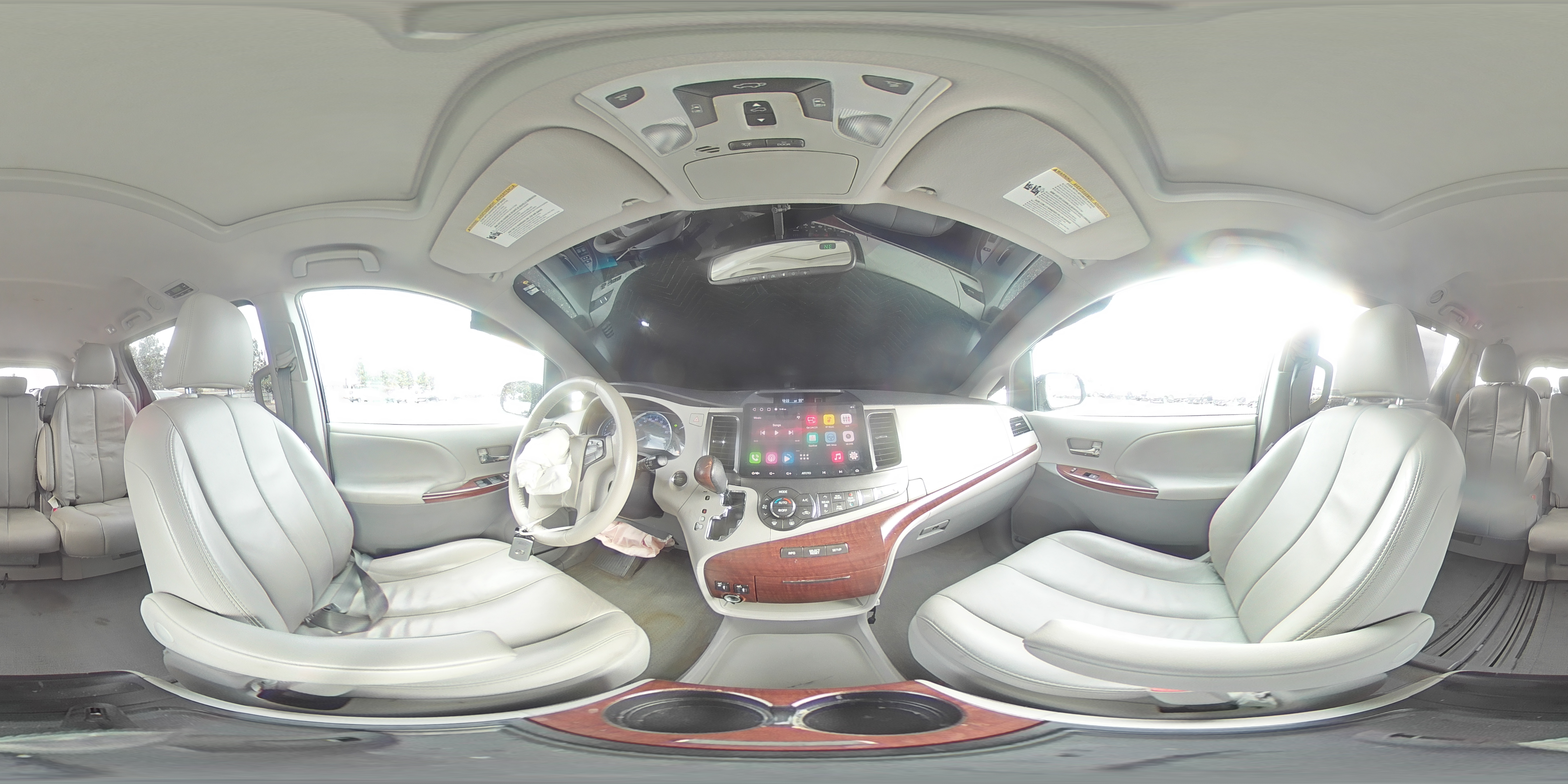 2014 Toyota Sienna Xle VIN: 5TDYK3DC4ES502162 Lot: 93982615