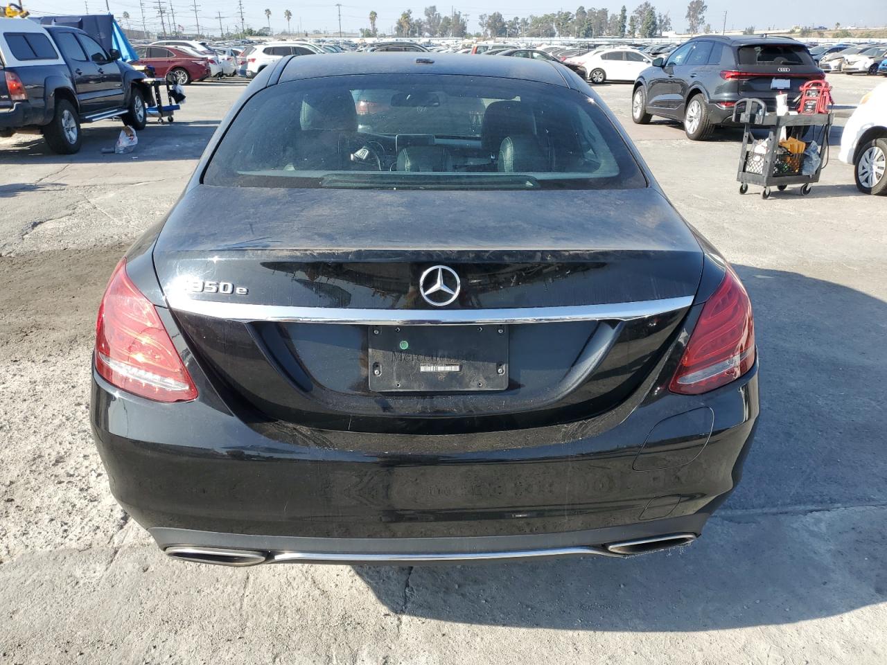 2018 Mercedes-Benz C 350E VIN: 55SWF4HB9JU246584 Lot: 90898545