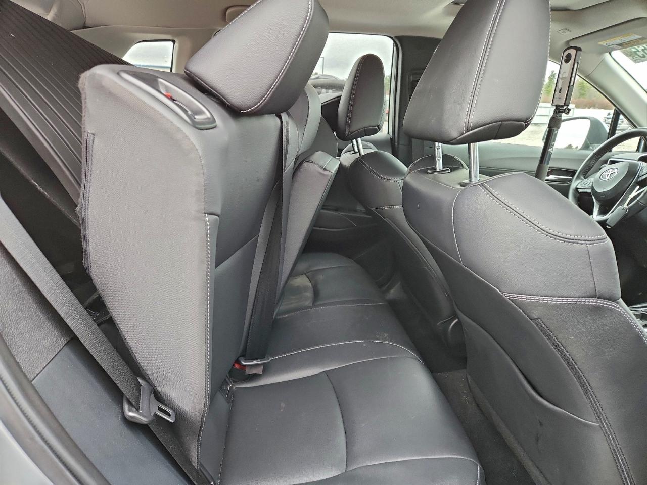 2024 Toyota Corolla Cross Xle VIN: 7MUDAABG9RV105599 Lot: 94229965