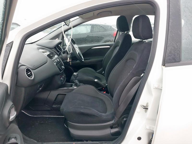 2014 FIAT PUNTO 1.2 EASY 5DR