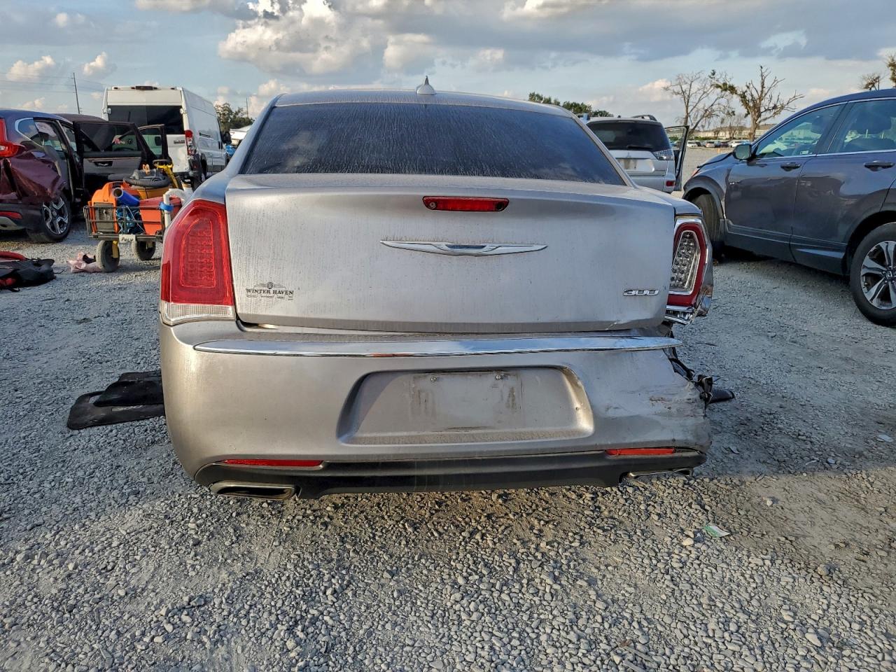 2016 Chrysler 300 Limited VIN: 2C3CCAAG2GH135044 Lot: 93819115