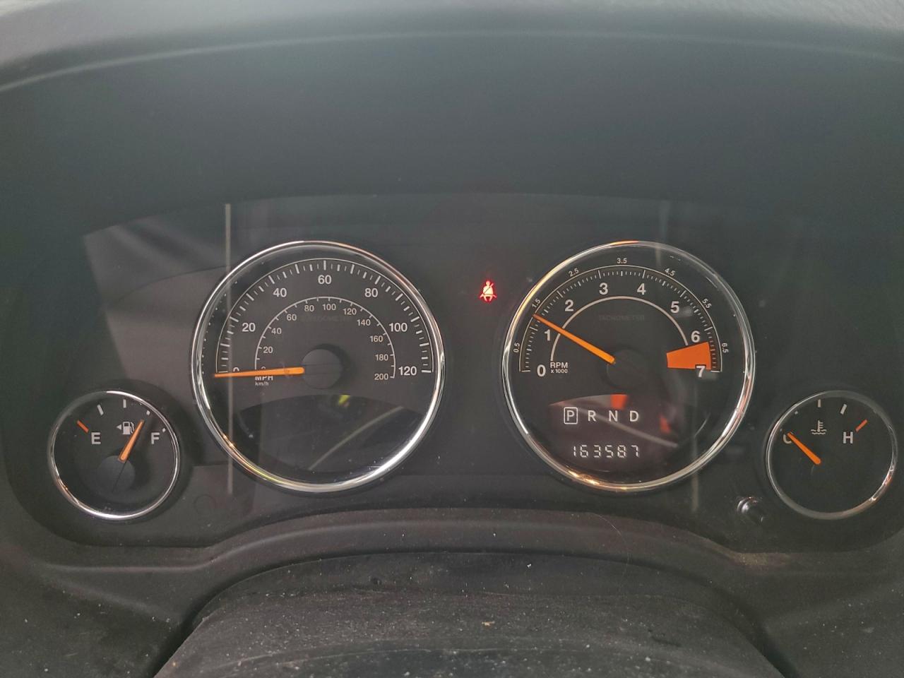 2015 Jeep Compass Latitude VIN: 1C4NJDEB5FD245723 Lot: 94251425