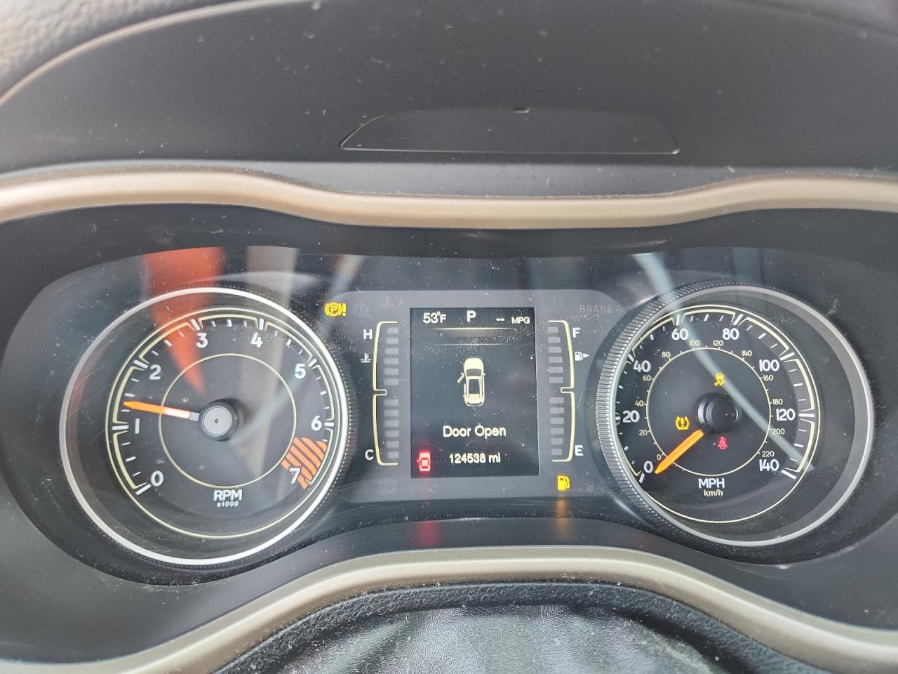 2015 Jeep Cherokee Sport VIN: 1C4PJMAB4FW777077 Lot: 90635565