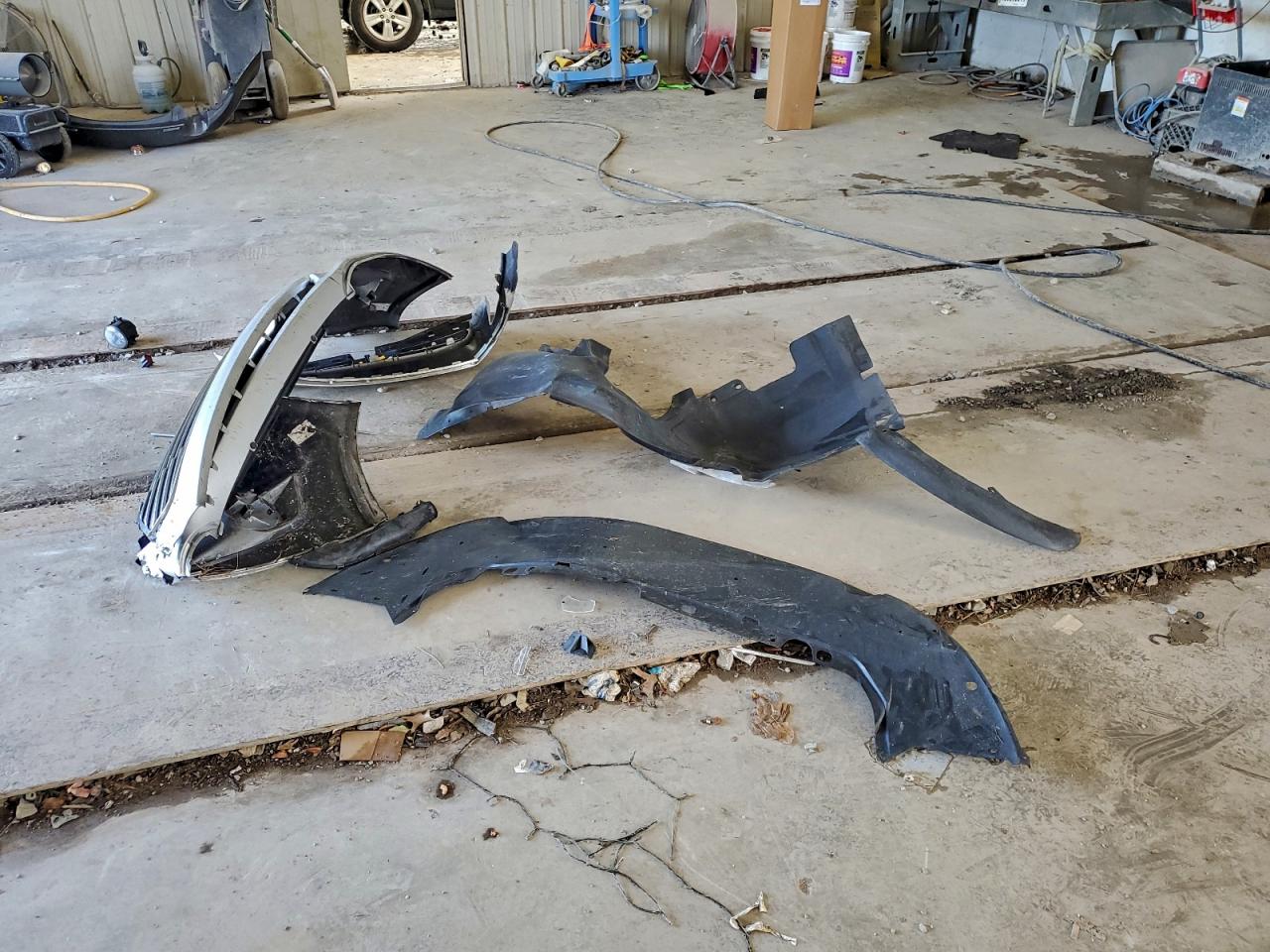 2015 Ford C-Max Sel VIN: 1FADP5BU0FL116273 Lot: 94478625