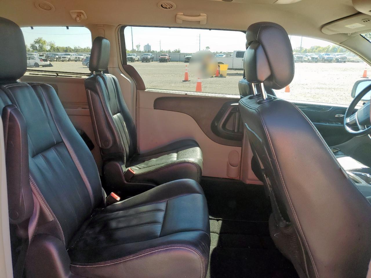 2015 Chrysler Town & Country Touring VIN: 2C4RC1BG1FR628324 Lot: 91034685