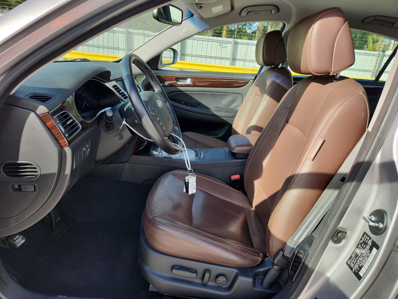 2012 Hyundai Genesis 3.8L VIN: KMHGC4DD9CU207652 Lot: 91773585