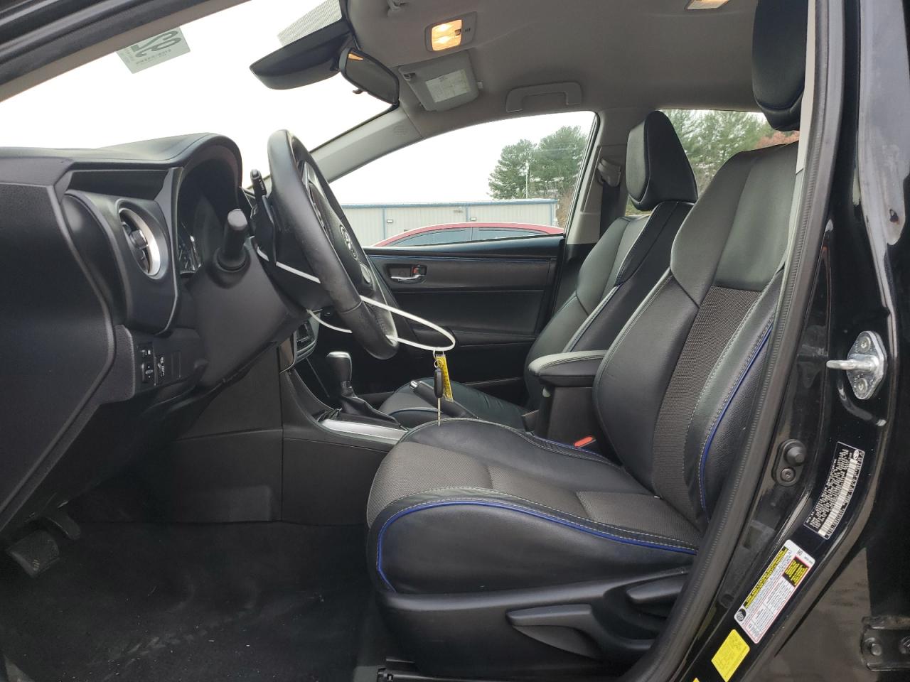 2017 Toyota Corolla L VIN: 5YFBURHE9HP627153 Lot: 92993455