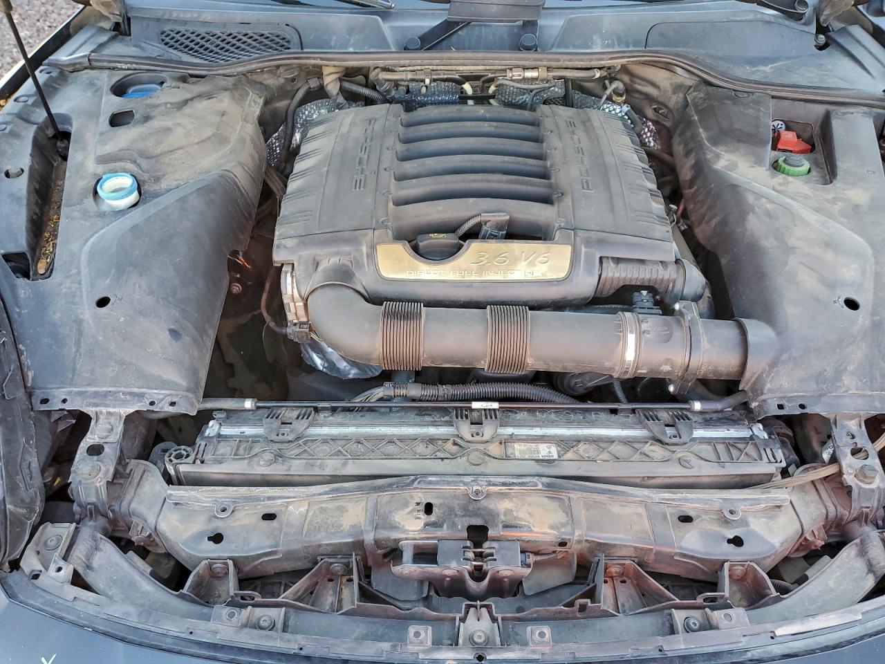 2016 Porsche Cayenne VIN: WP1AA2A25GLA11015 Lot: 94336835