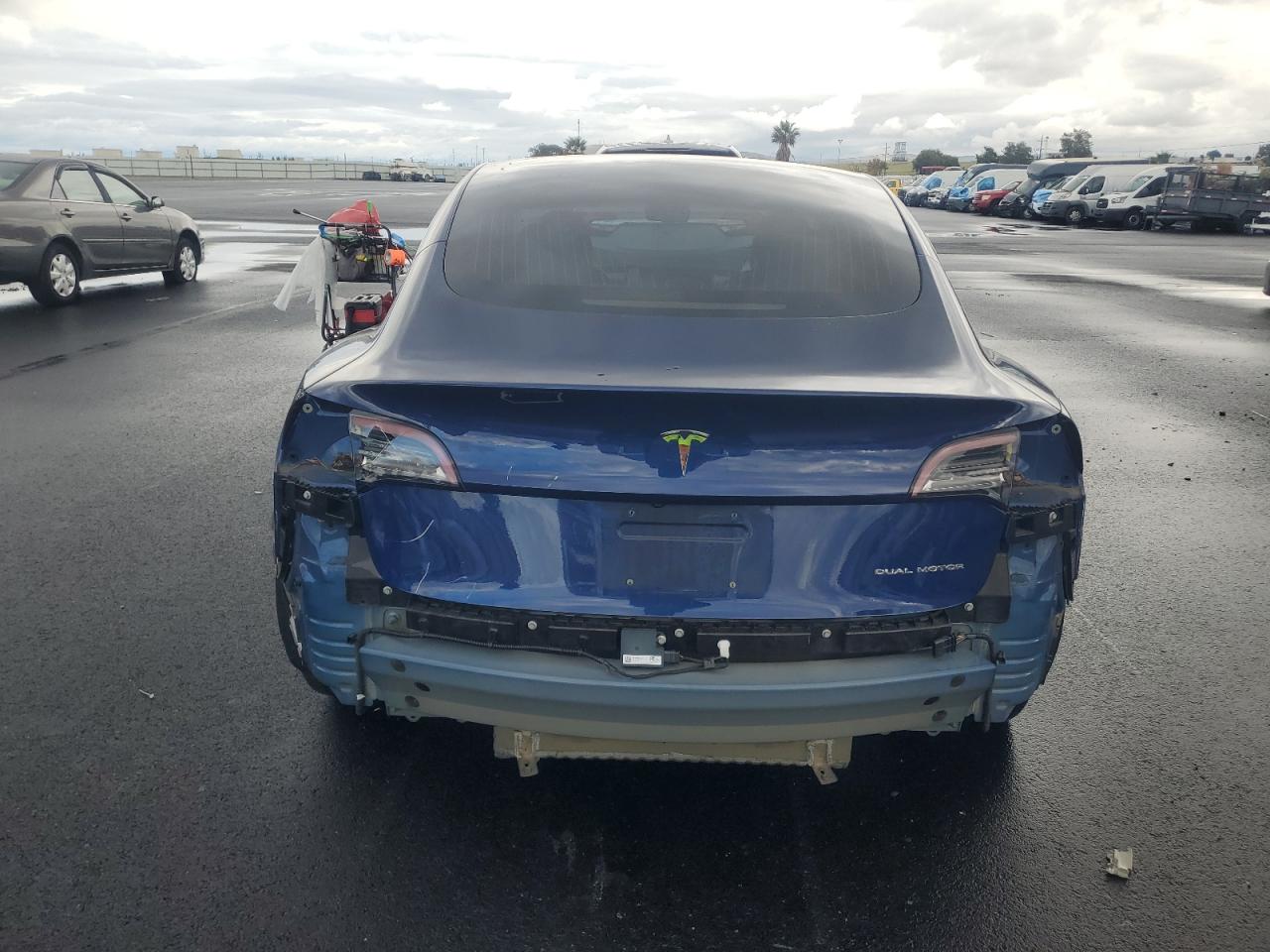 2018 Tesla Model 3 VIN: 5YJ3E1EB6JF086156 Lot: 93262815