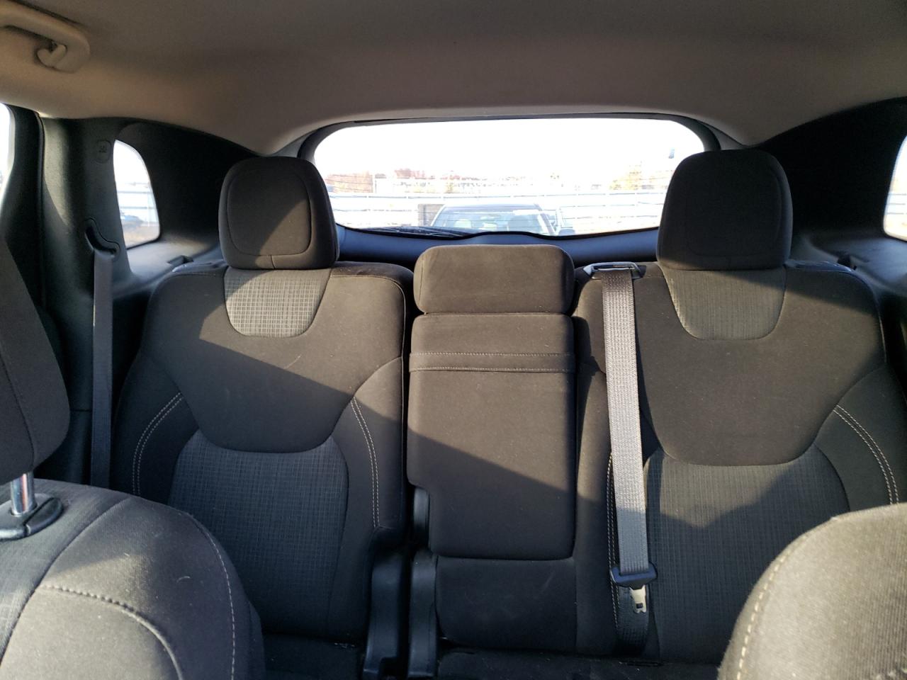 2016 Jeep Cherokee Latitude VIN: 1C4PJLCB1GW303113 Lot: 93021375