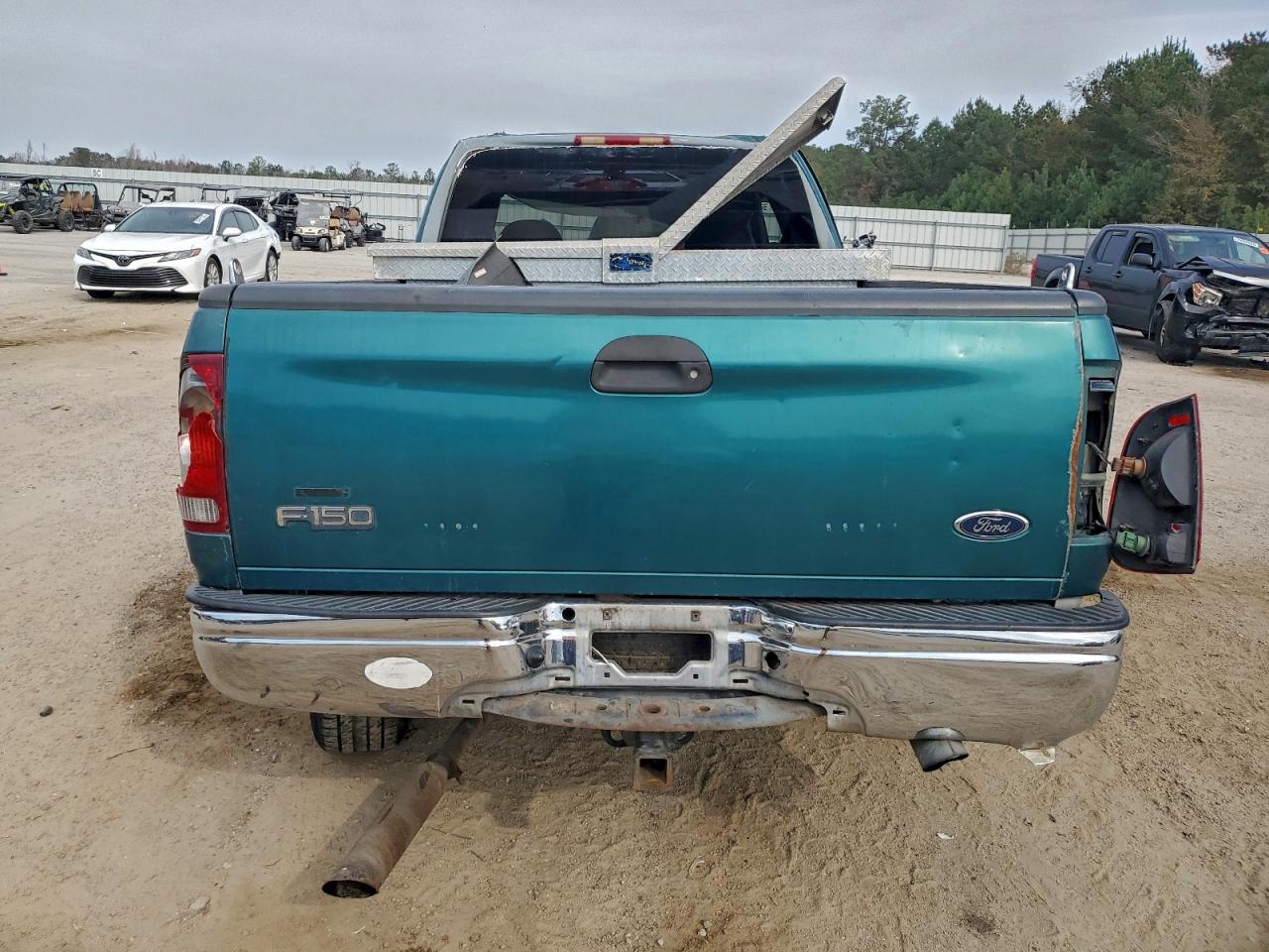 1998 Ford F150 VIN: 1FTZX1765WNB08922 Lot: 93960875