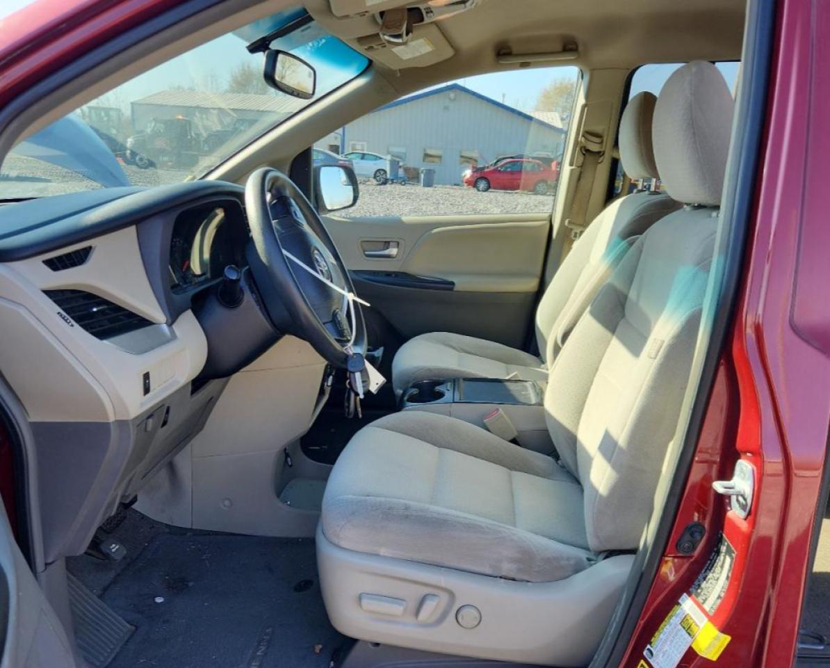 2015 Toyota Sienna Le VIN: 5TDKK3DC5FS658346 Lot: 92784915