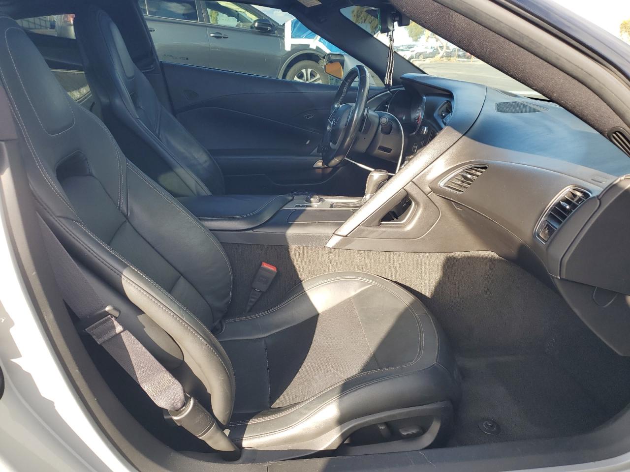 2015 Chevrolet Corvette Stingray 1Lt VIN: 1G1YB2D7XF5120585 Lot: 92946465