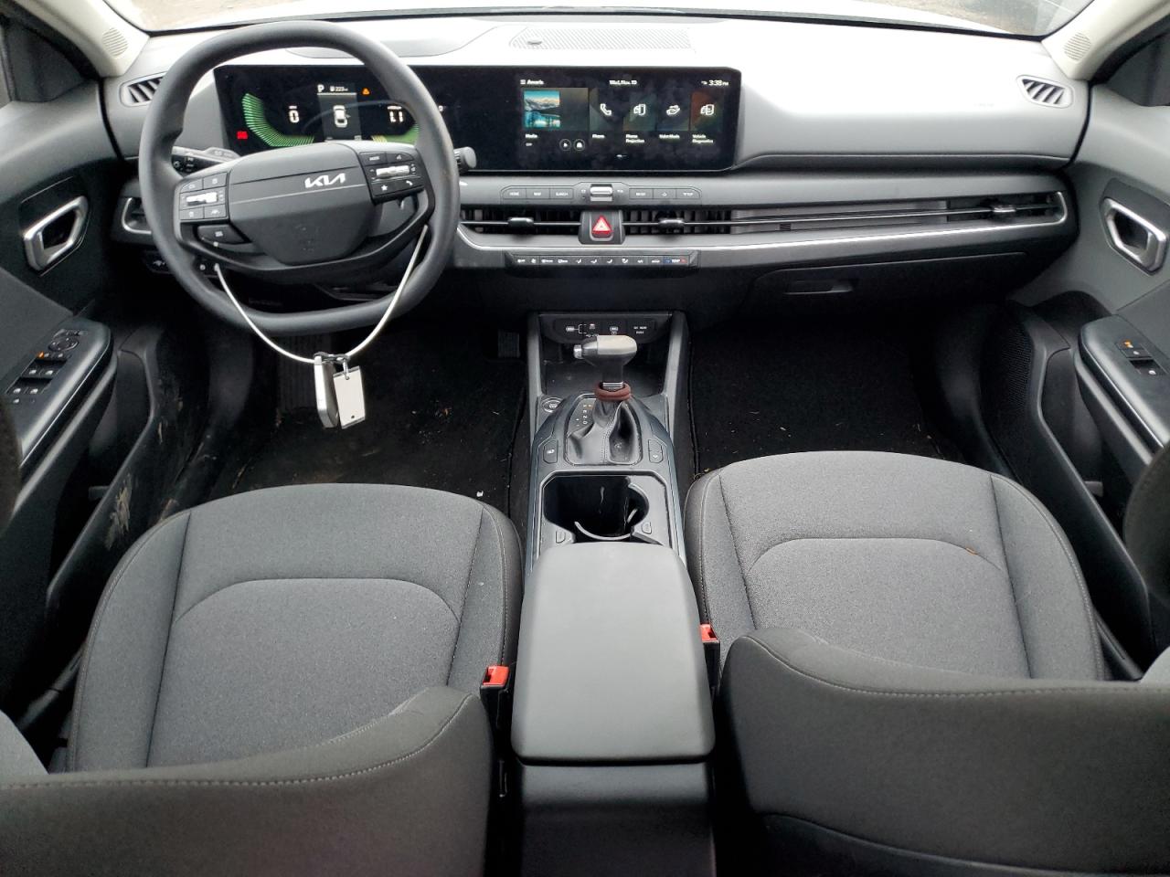 2025 Kia K4 Lx VIN: 3KPFT4DE9SE117133 Lot: 92941035