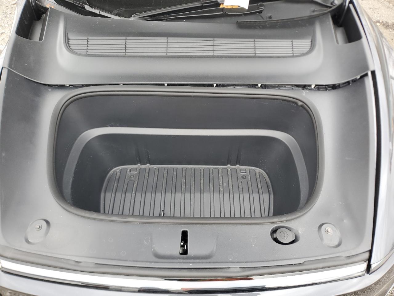 2026 Tesla Model Y VIN: 7SAYGDED7TA433015 Lot: 91395315