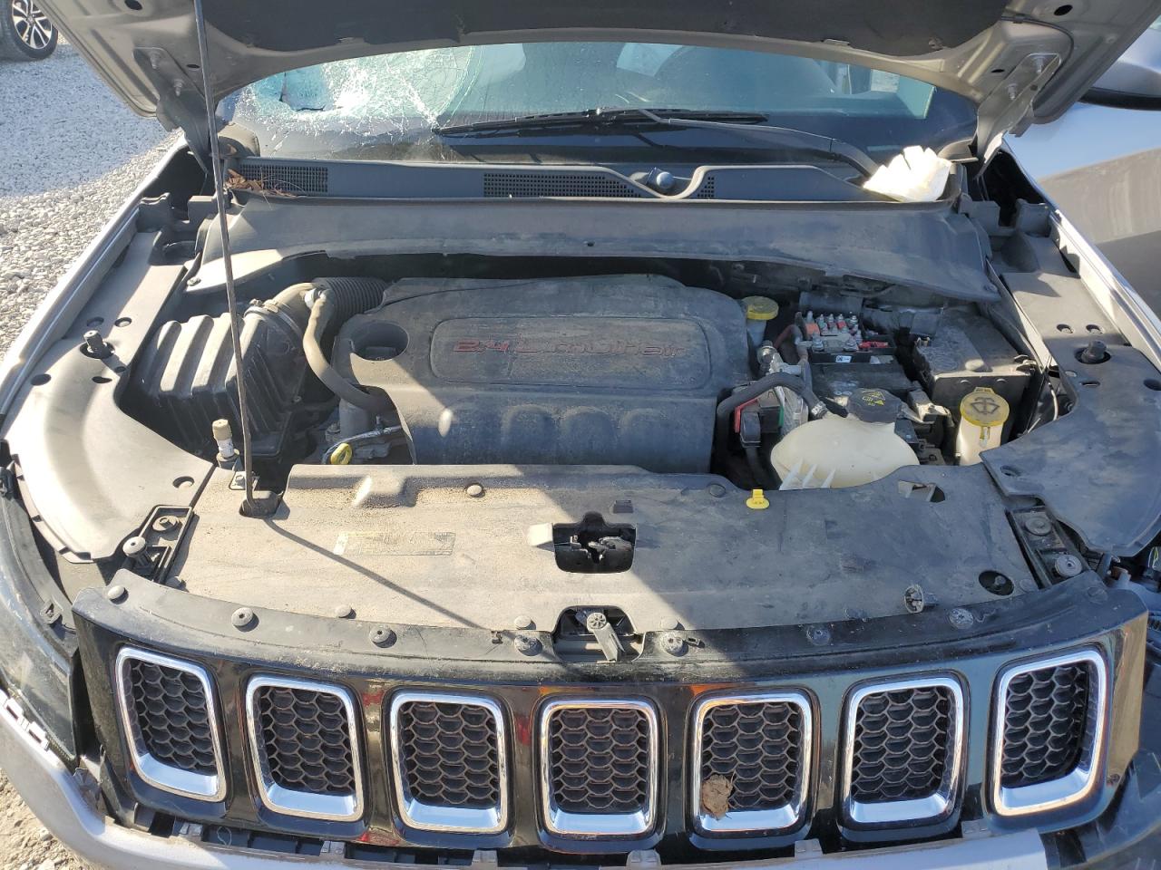 2018 Jeep Compass Latitude VIN: 3C4NJCBB6JT102409 Lot: 92248785