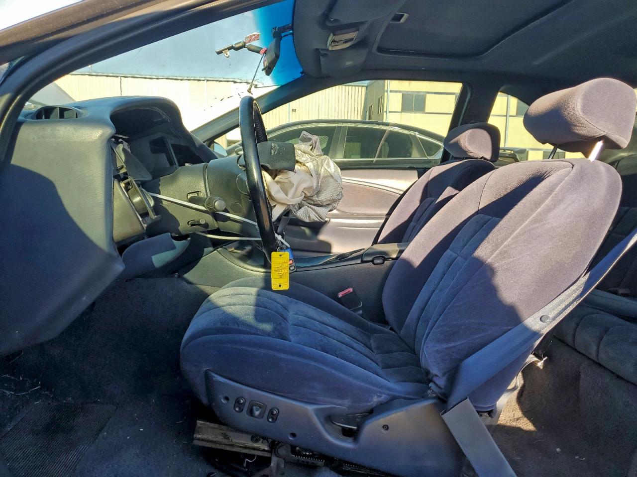 1997 Ford Thunderbird Lx VIN: 1FALP62W5VH101689 Lot: 92436025