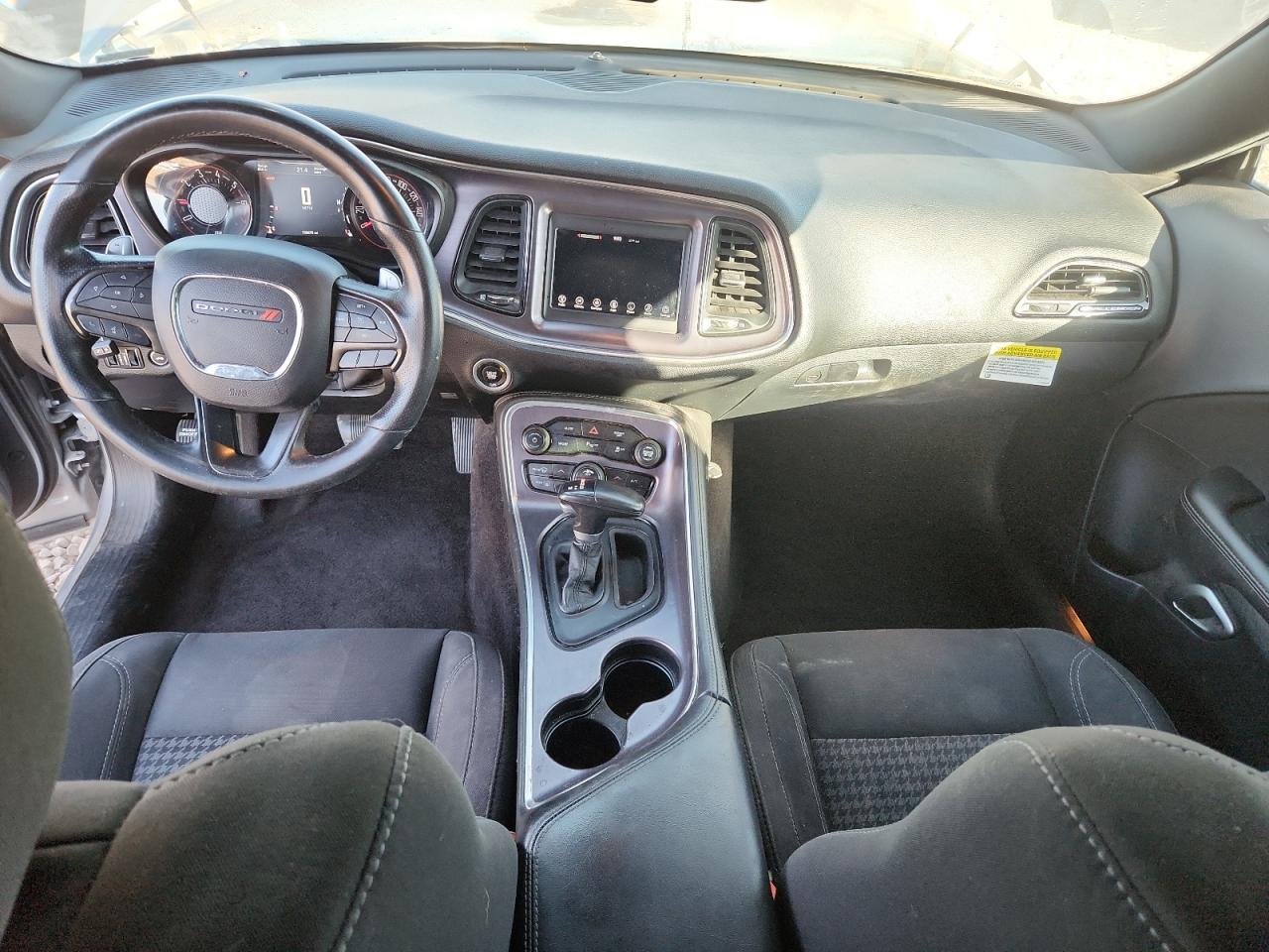 2018 Dodge Challenger Sxt VIN: 2C3CDZAGXJH204758 Lot: 90750725