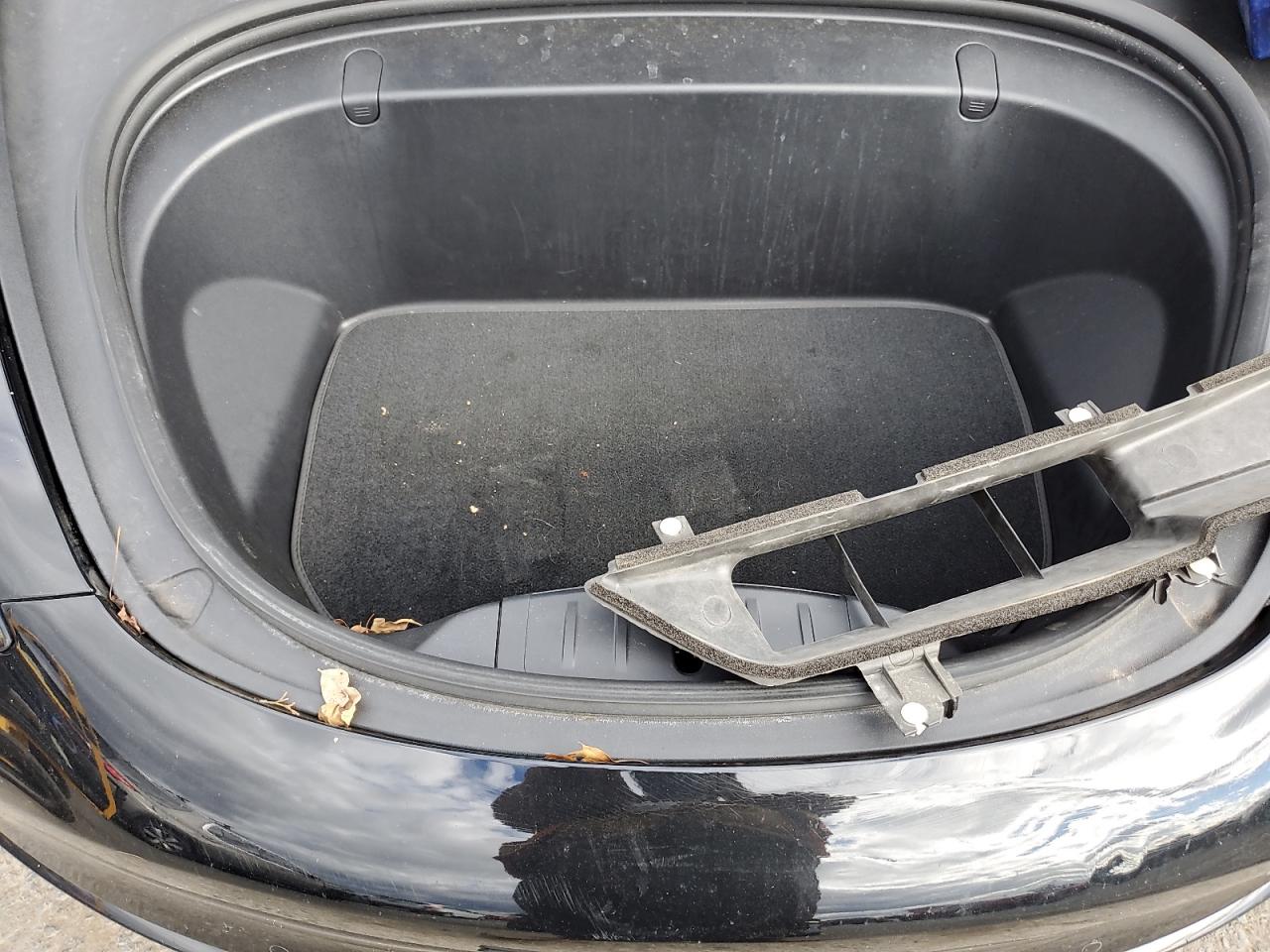 2018 Tesla Model 3 VIN: 5YJ3E1EA9JF122929 Lot: 92905925