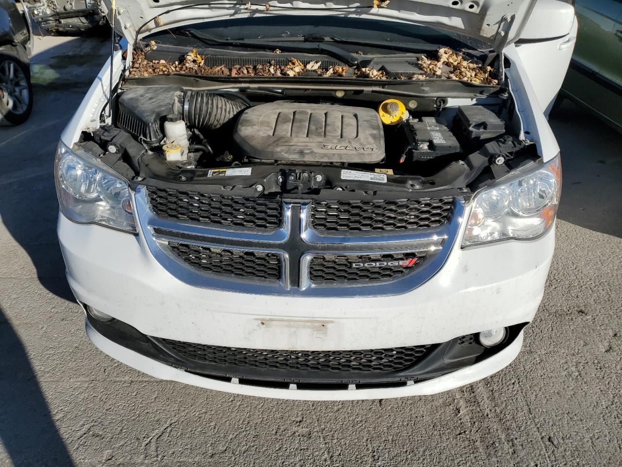 2018 Dodge Grand Caravan Sxt VIN: 2C4RDGCG3JR241491 Lot: 92492145