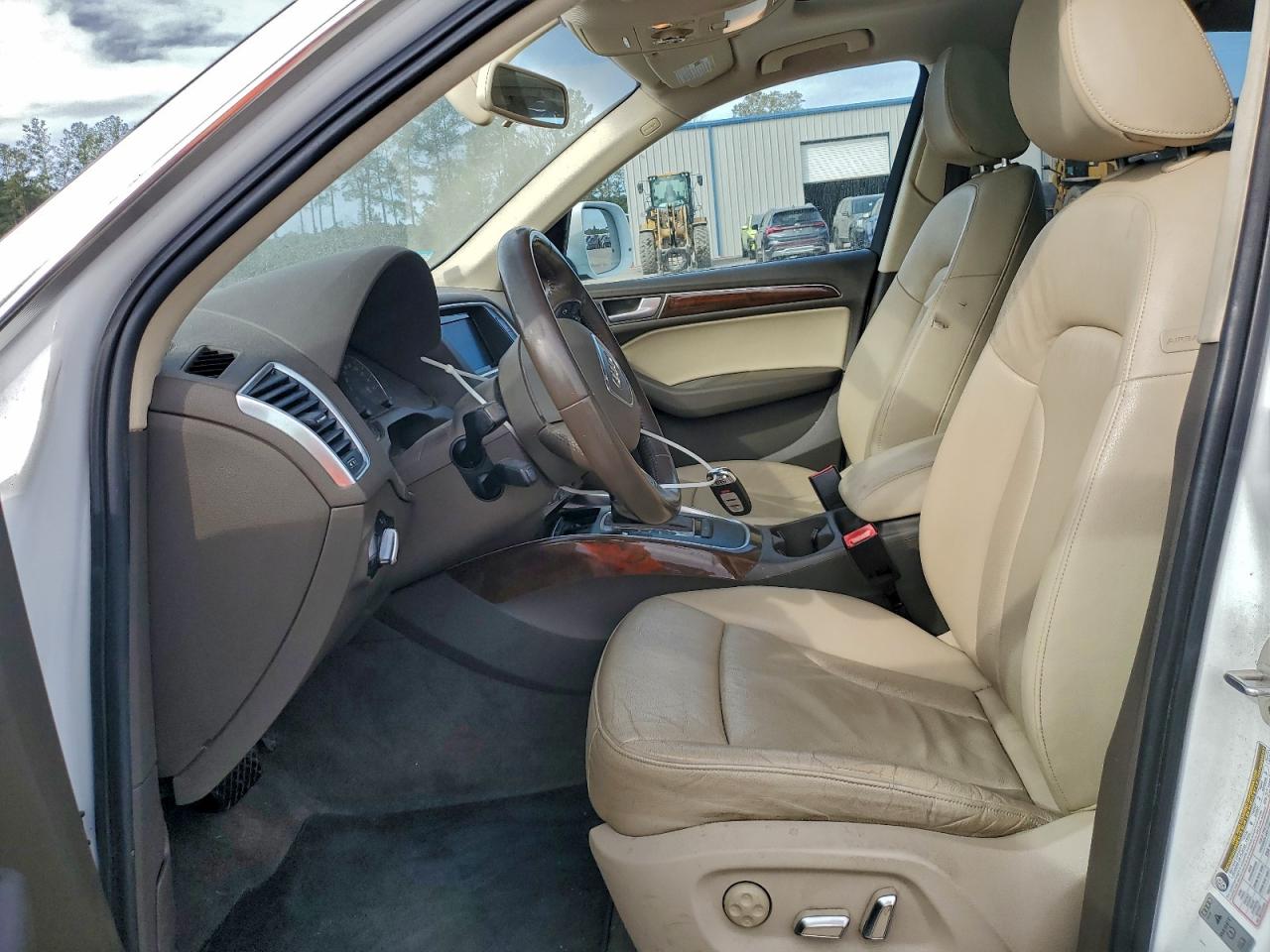 2017 Audi Q5 Premium VIN: WA1C2AFP1HA076683 Lot: 93831085