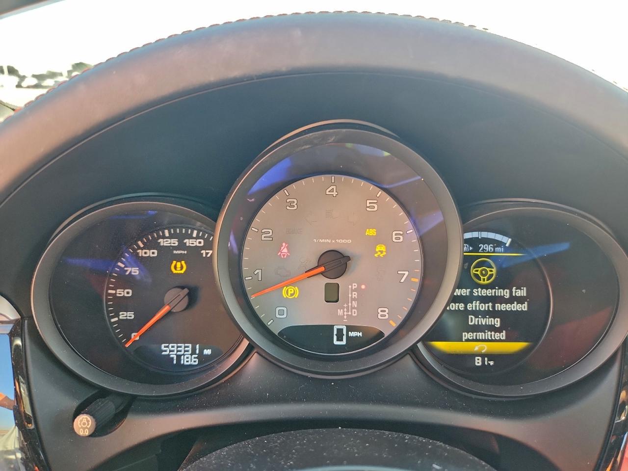 2018 Porsche Macan S VIN: WP1AB2A52JLB36018 Lot: 93238055