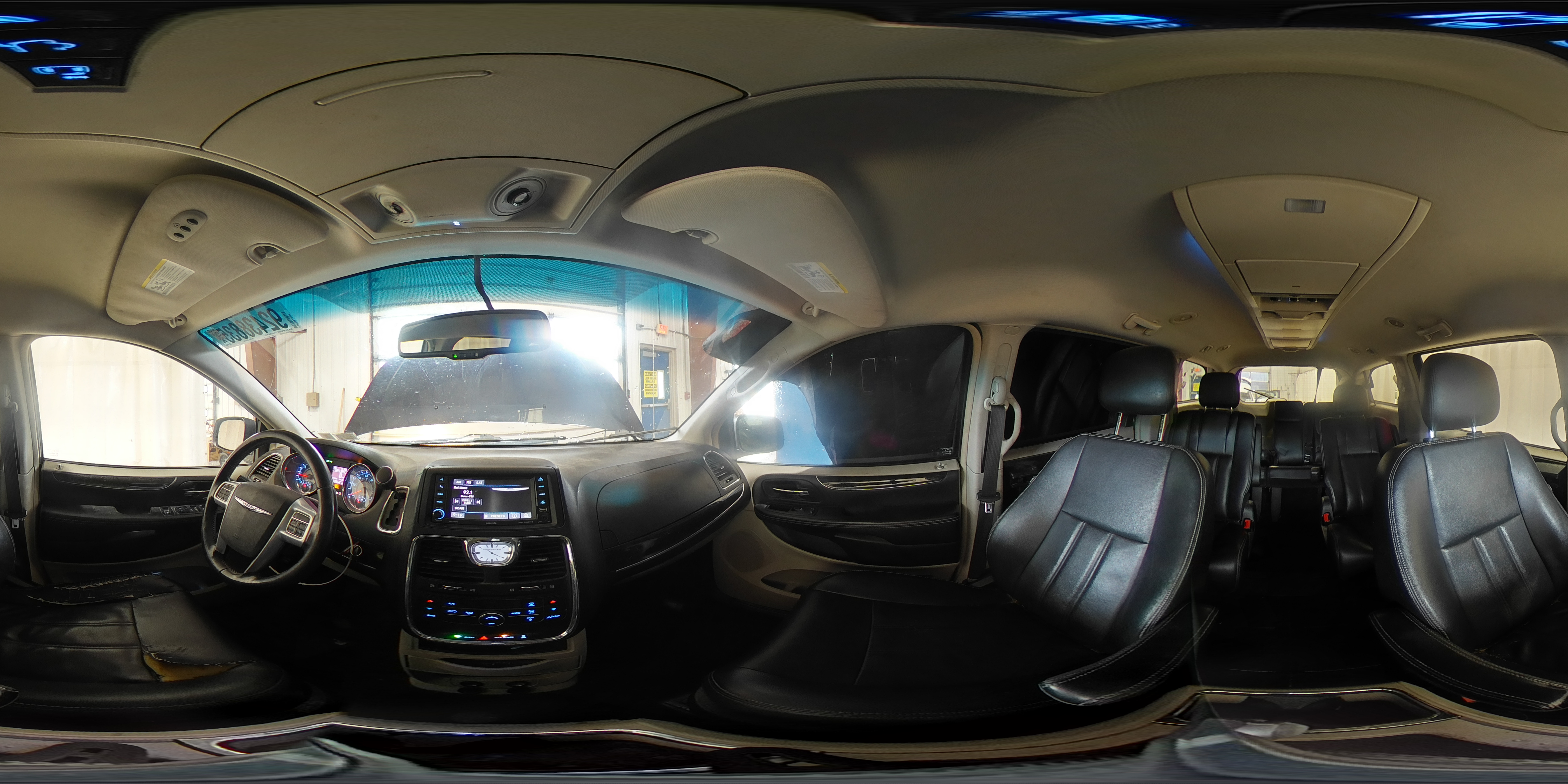 2013 Chrysler Town & Country Touring VIN: 2C4RC1BG8DR649314 Lot: 92438835