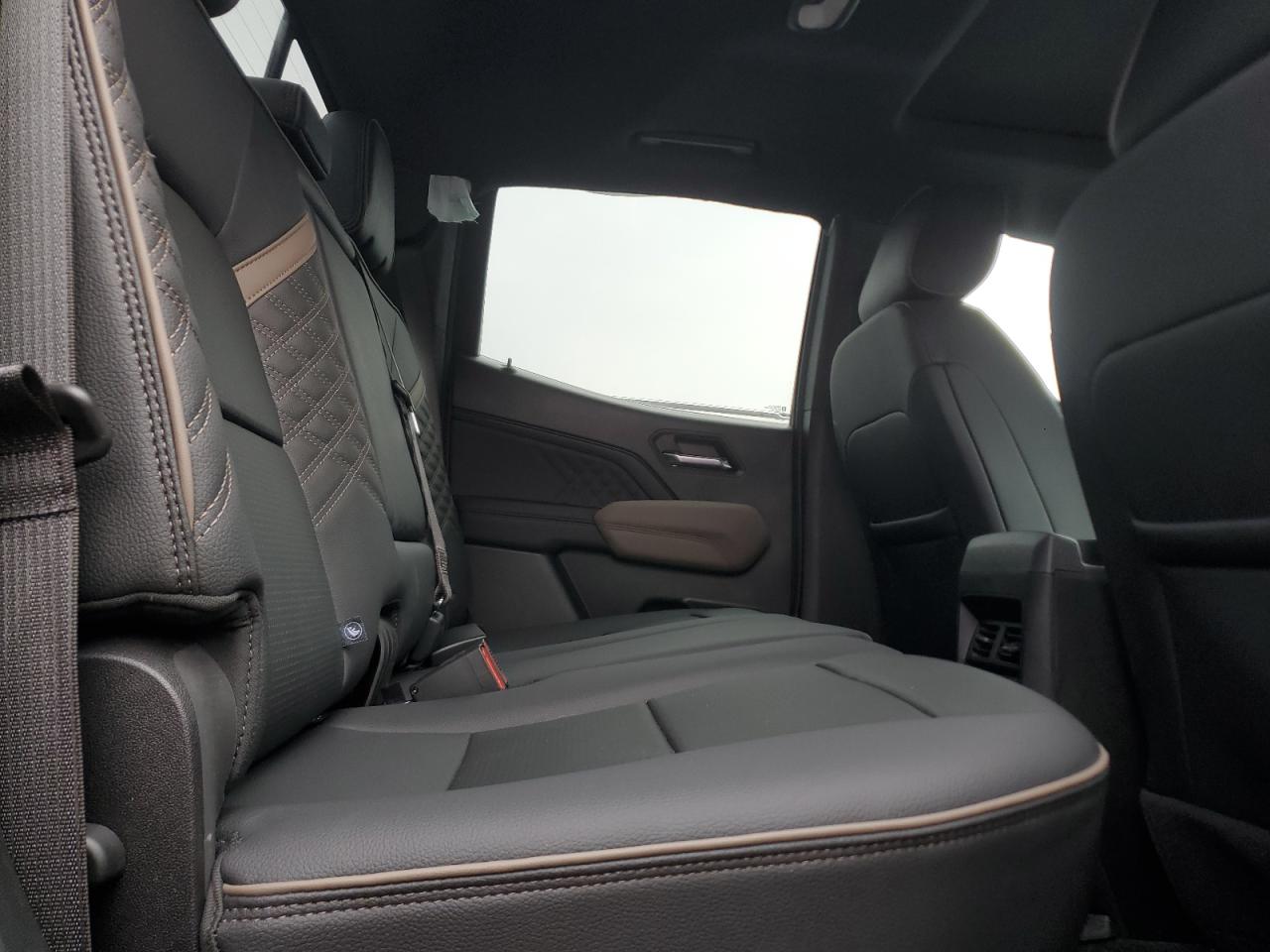 2024 GMC Canyon Denali VIN: 1GTP6FEK0R1302096 Lot: 92855745