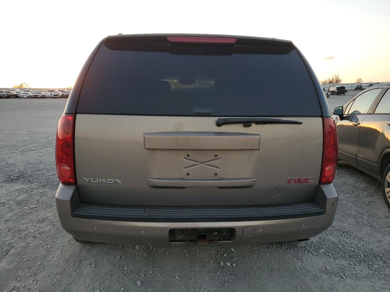 2007 GMC Yukon VIN: 1GKFK13047J181635 Lot: 92575465