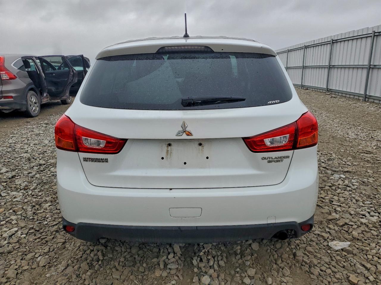 2015 Mitsubishi Outlander Sport Es VIN: 4A4AR3AU8FE031353 Lot: 94089115