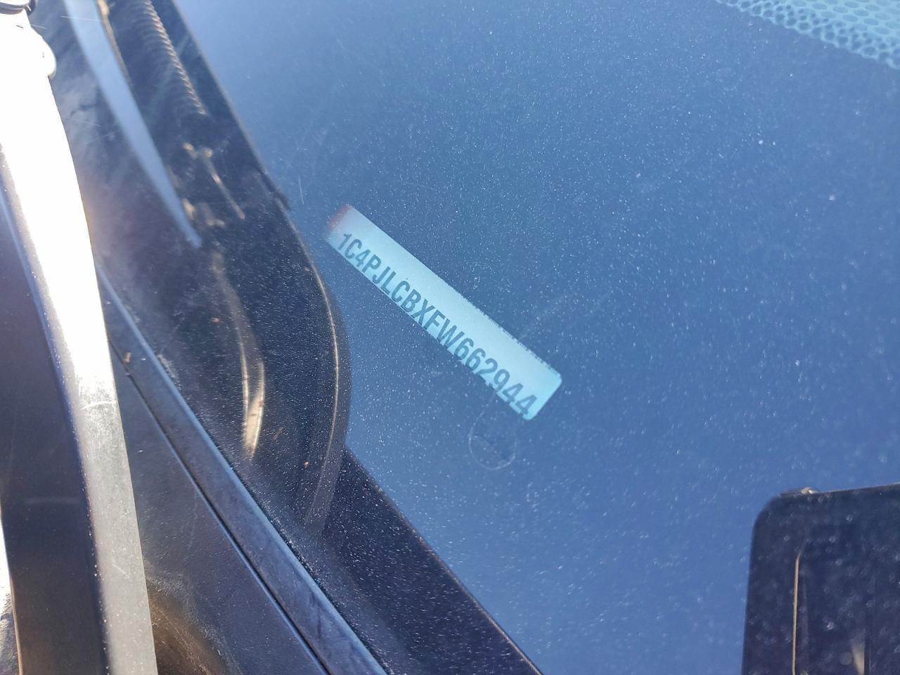 2015 Jeep Cherokee Latitude VIN: 1C4PJLCBXFW662944 Lot: 94571335