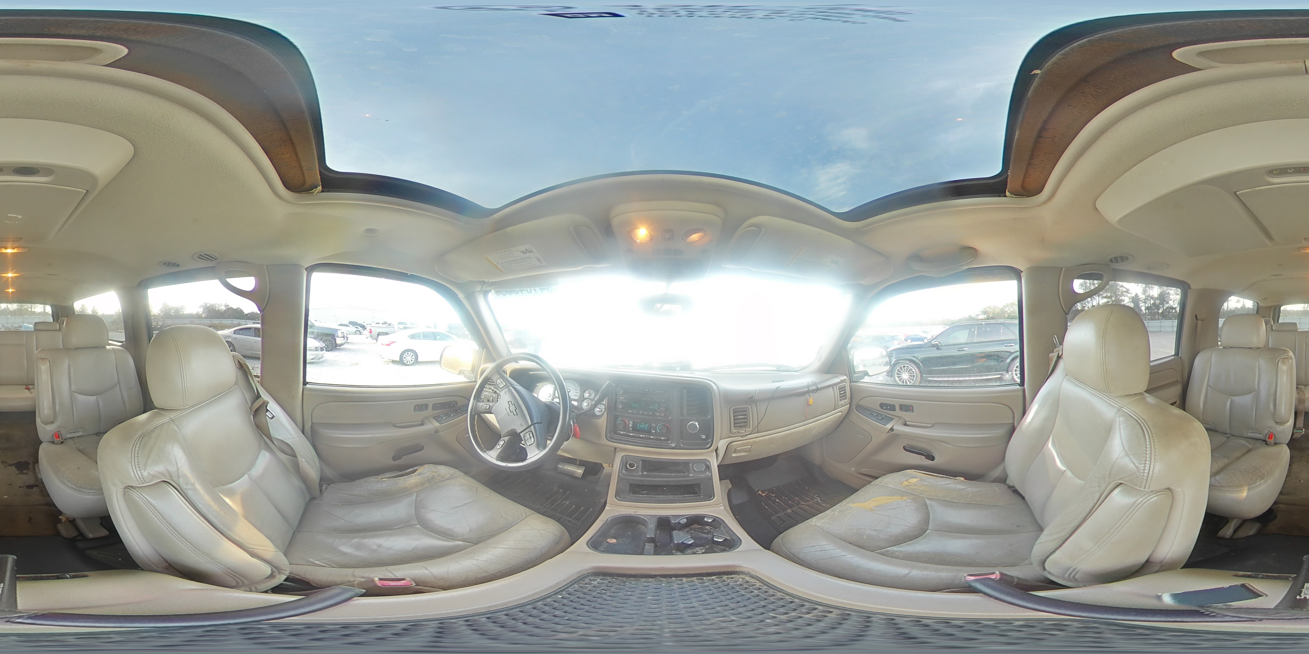 2004 Chevrolet Suburban C1500 VIN: 1GNEC16Z04J237250 Lot: 94164565