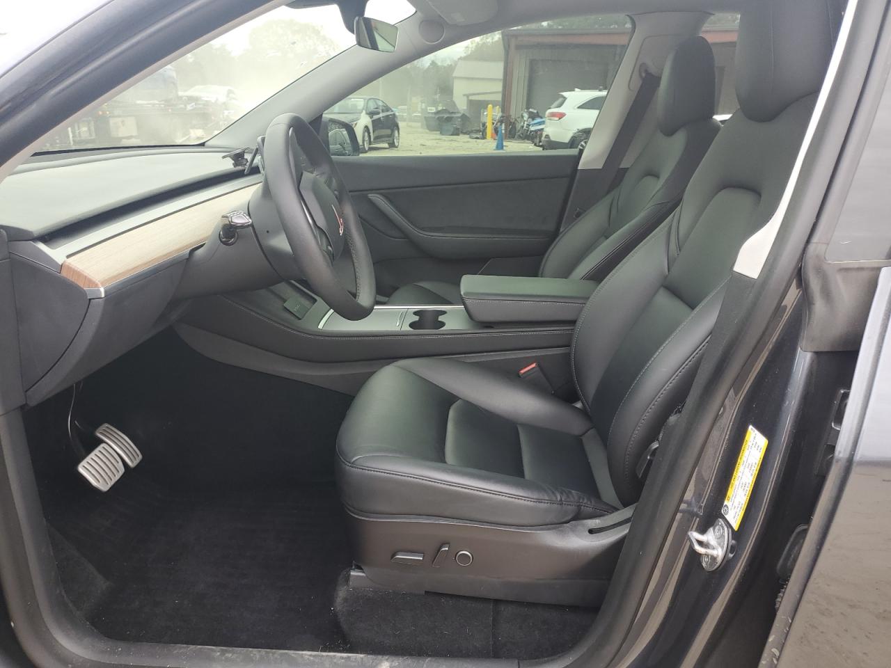 2022 Tesla Model Y VIN: 7SAYGDEF8NF466130 Lot: 93010565