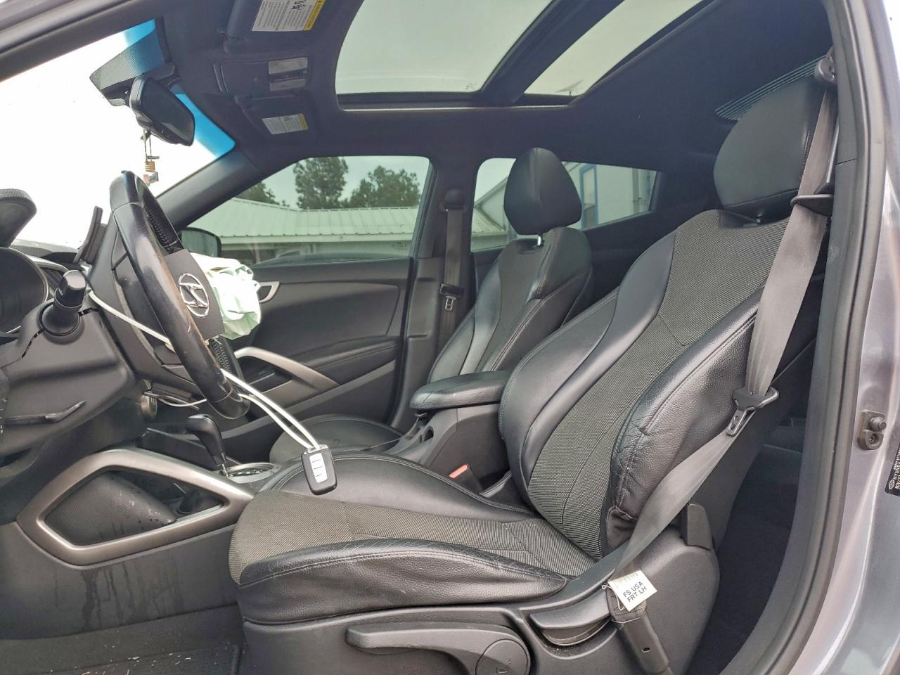 2016 Hyundai Veloster VIN: KMHTC6AD5GU283826 Lot: 94237335