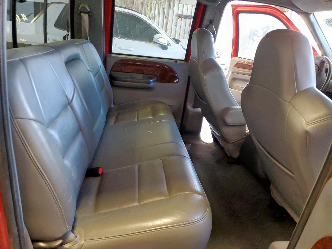 2002 Ford F250 Super Duty VIN: 1FTNW21F02ED33565 Lot: 92687125