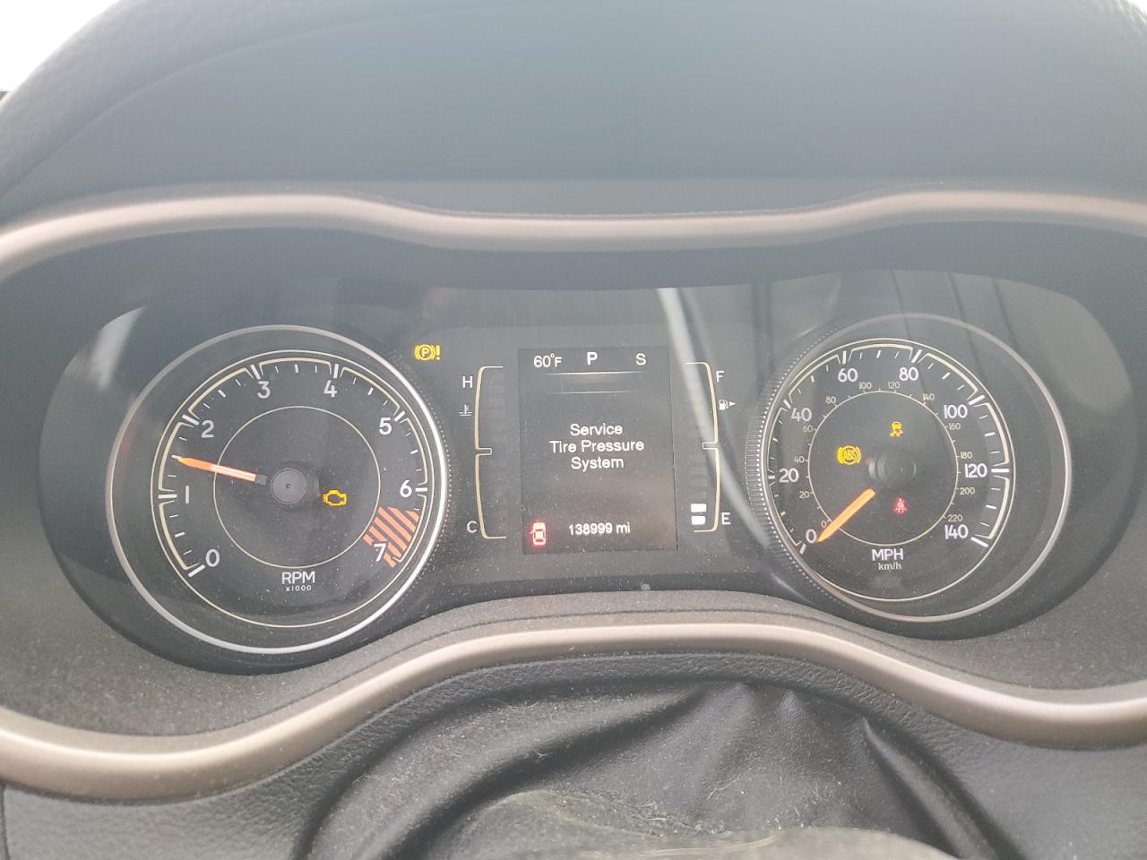 2015 Jeep Cherokee Latitude VIN: 1C4PJLCB5FW706879 Lot: 91360085