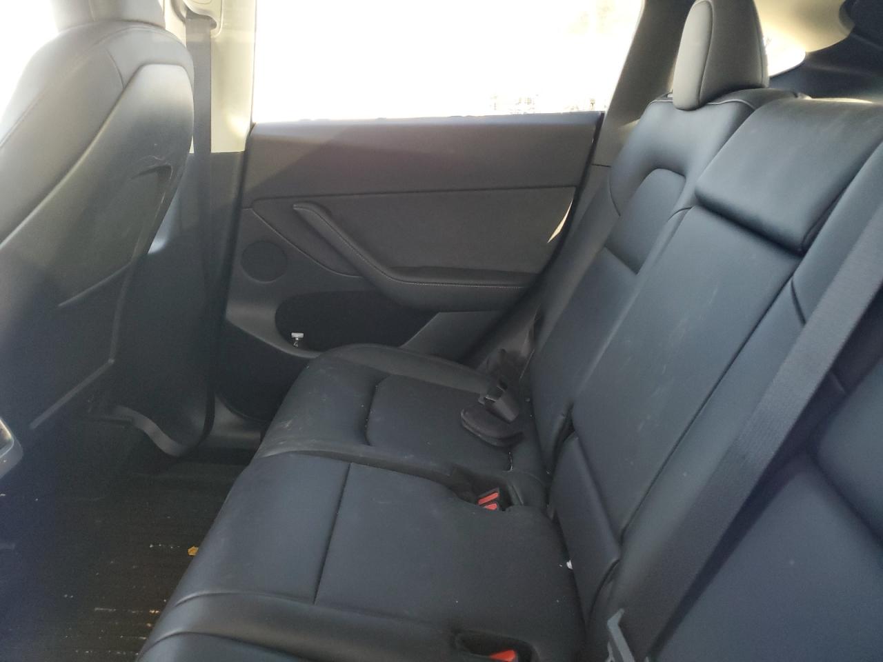 2024 Tesla Model Y VIN: 7SAYGAEE9RF070204 Lot: 91566045