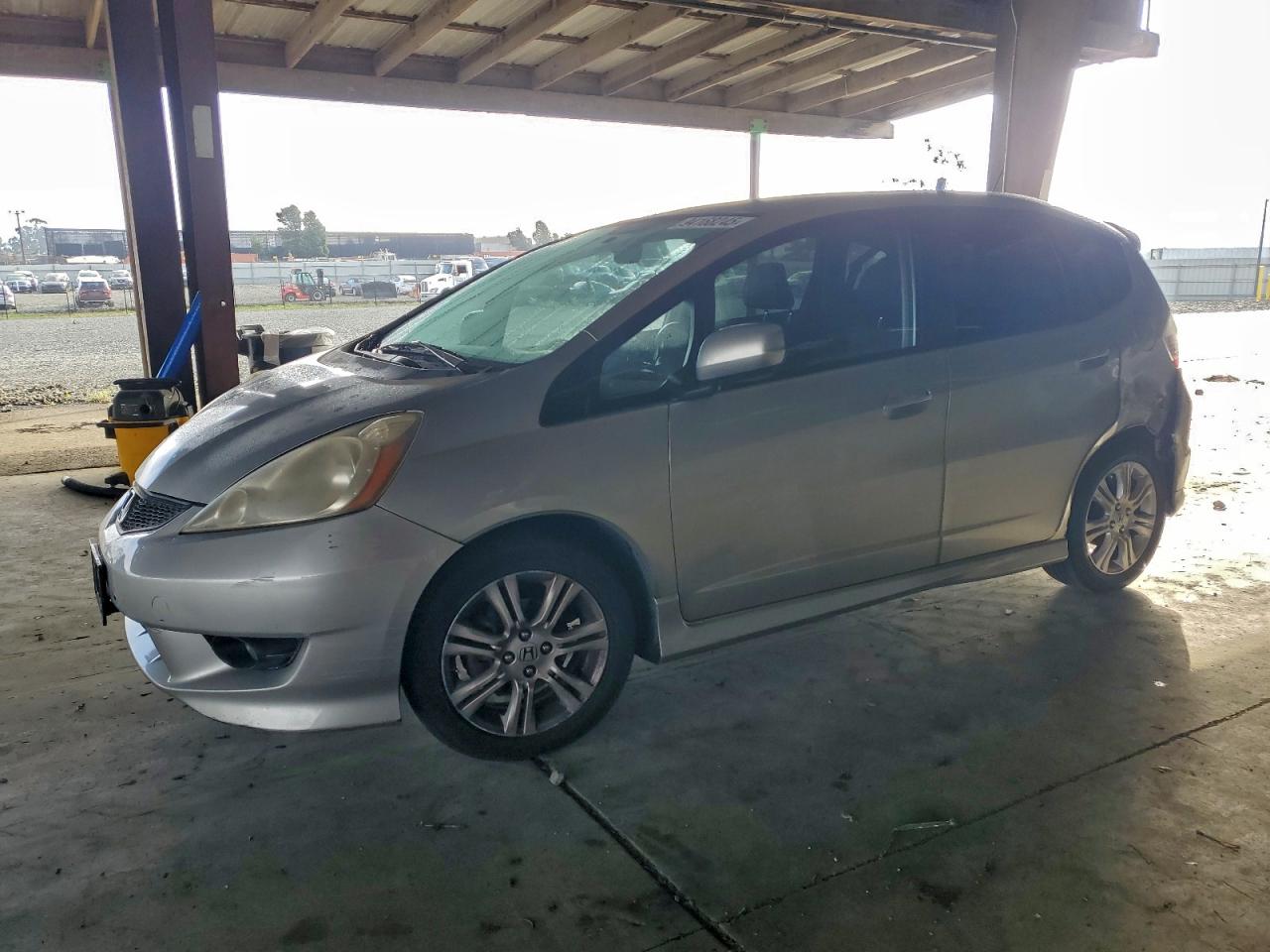2011 Honda Fit Sport VIN: JHMGE8H52BC011712 Lot: 94168245
