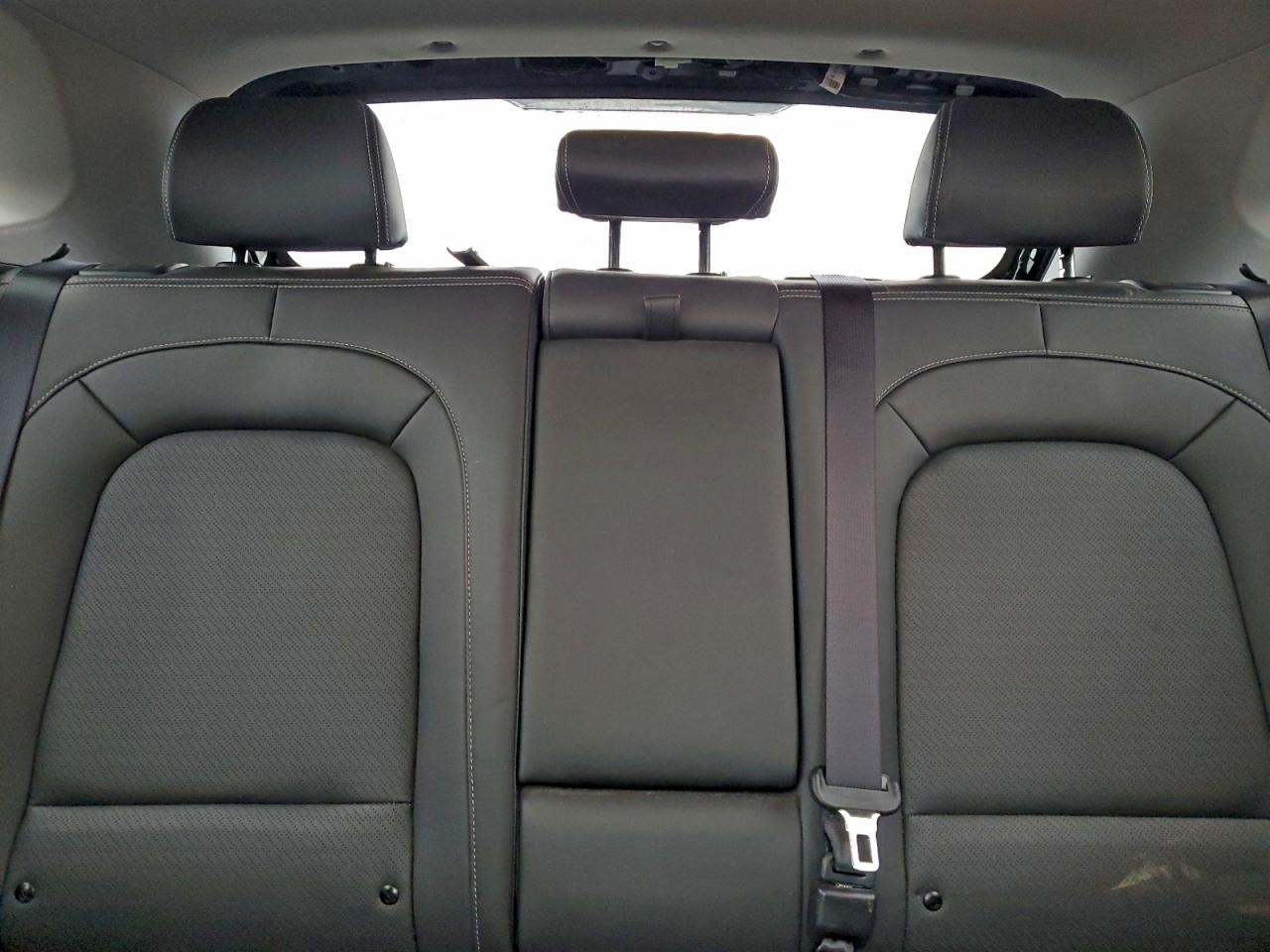 2020 Hyundai Kona Limited VIN: KM8K33A57LU592713 Lot: 93979285