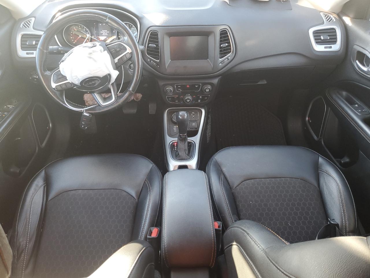 2019 Jeep Compass Latitude VIN: 3C4NJDBB2KT839291 Lot: 91890625