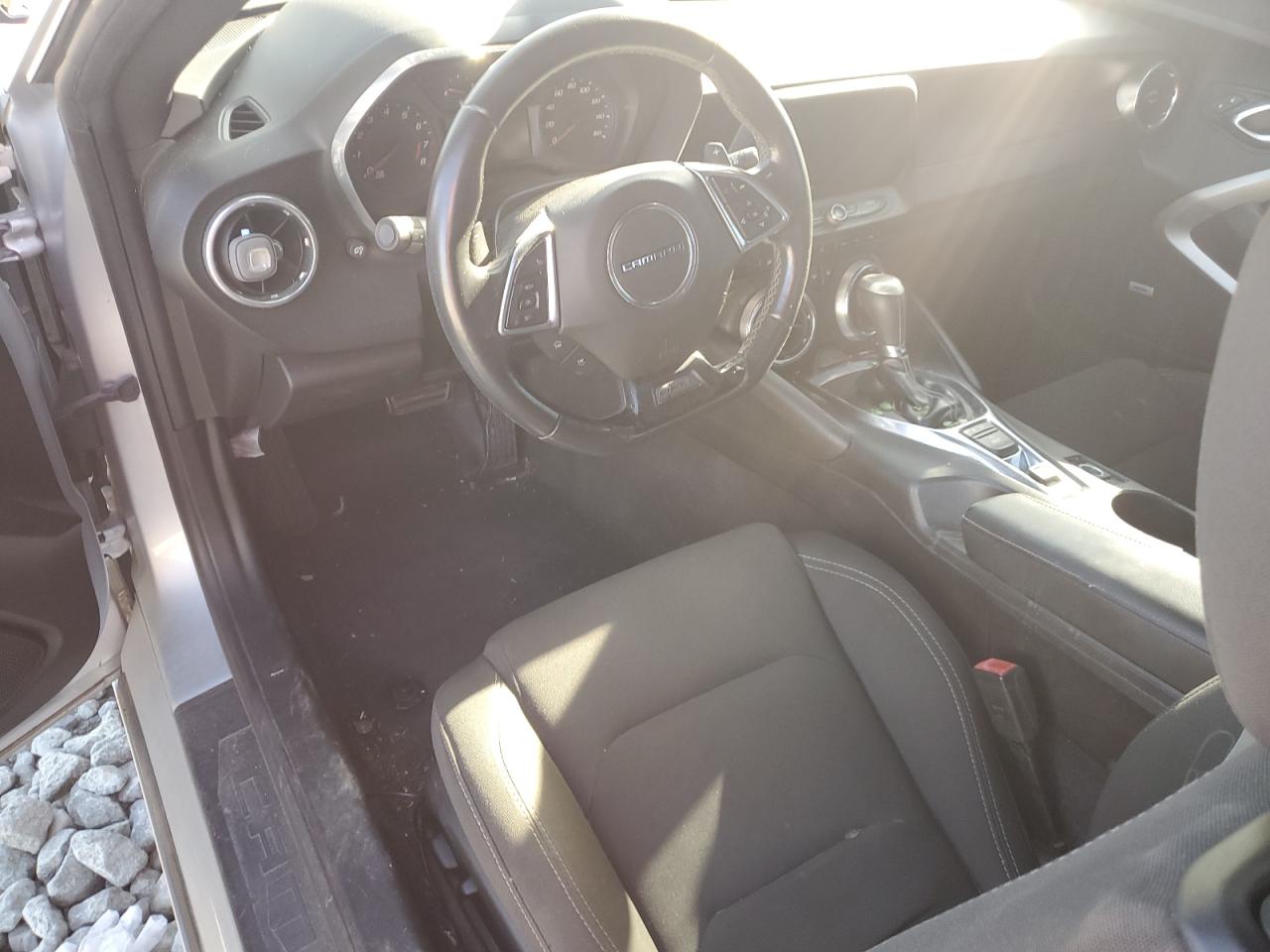 2017 Chevrolet Camaro Lt VIN: 1G1FB1RX4H0151082 Lot: 92805555