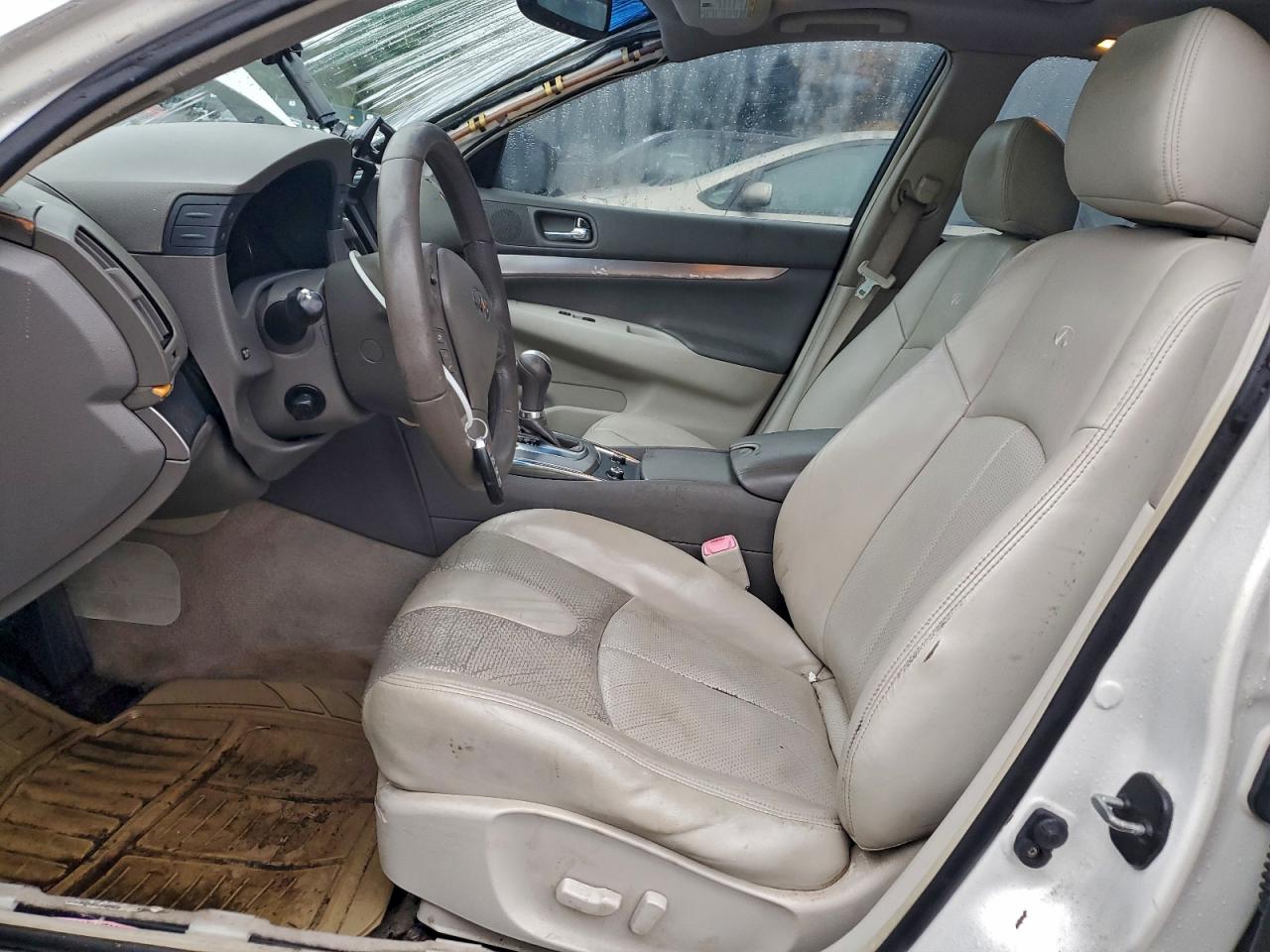 2010 Infiniti G37 Base VIN: JN1CV6AP7AM201663 Lot: 94711845