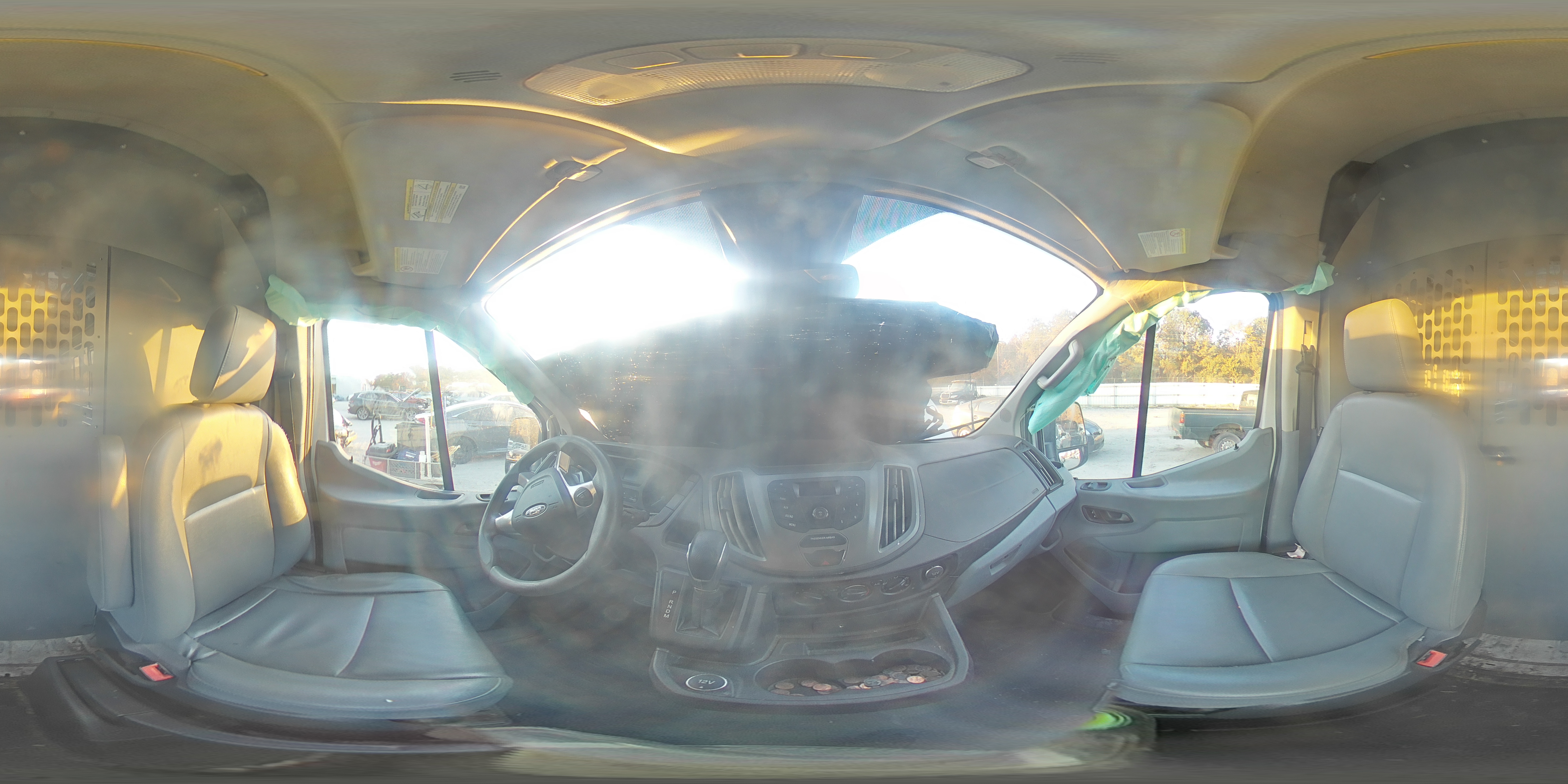 2019 Ford Transit T-250 VIN: 1FTYR3XM8KKA82523 Lot: 92921035