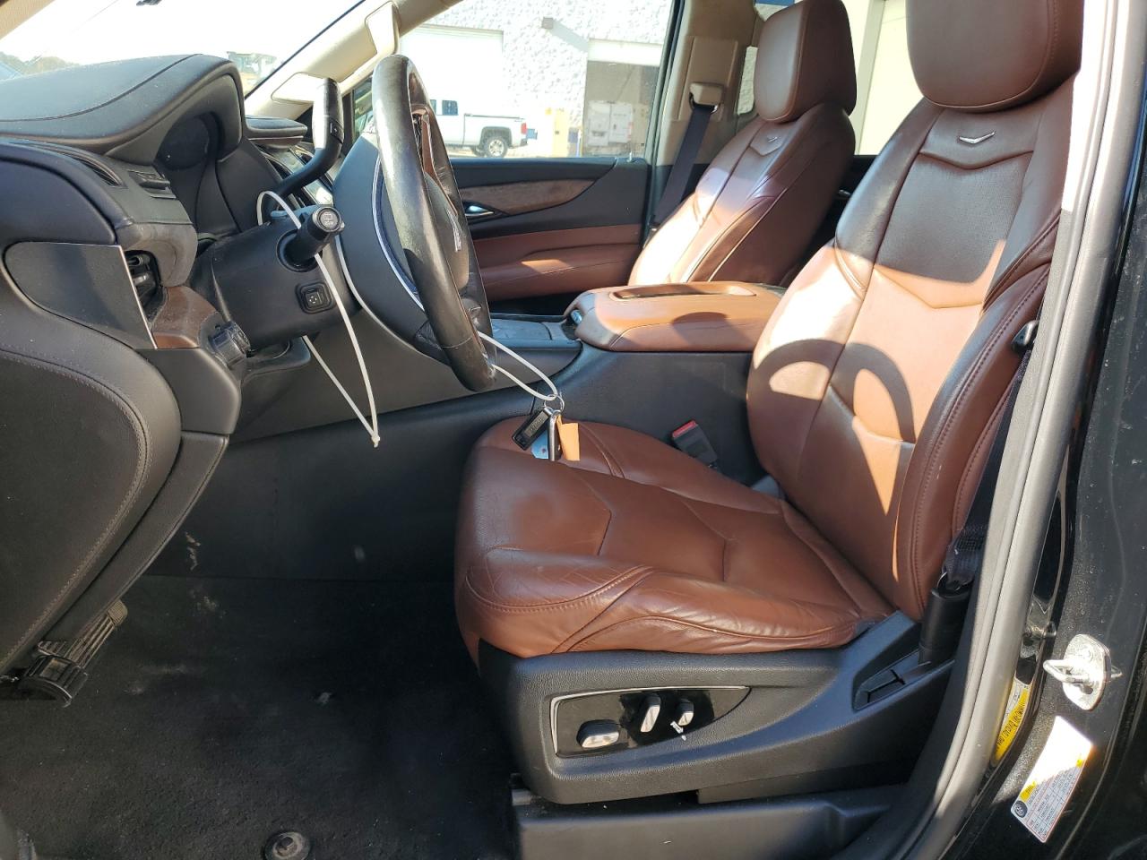 2016 Cadillac Escalade Luxury VIN: 1GYS4BKJ4GR361116 Lot: 92903695