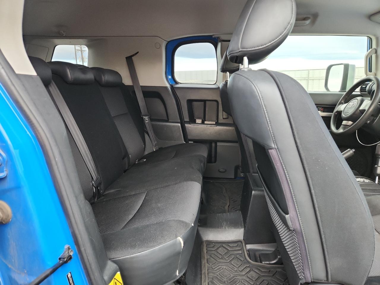 2007 Toyota Fj Cruiser VIN: JTEBU11F670055919 Lot: 92676205